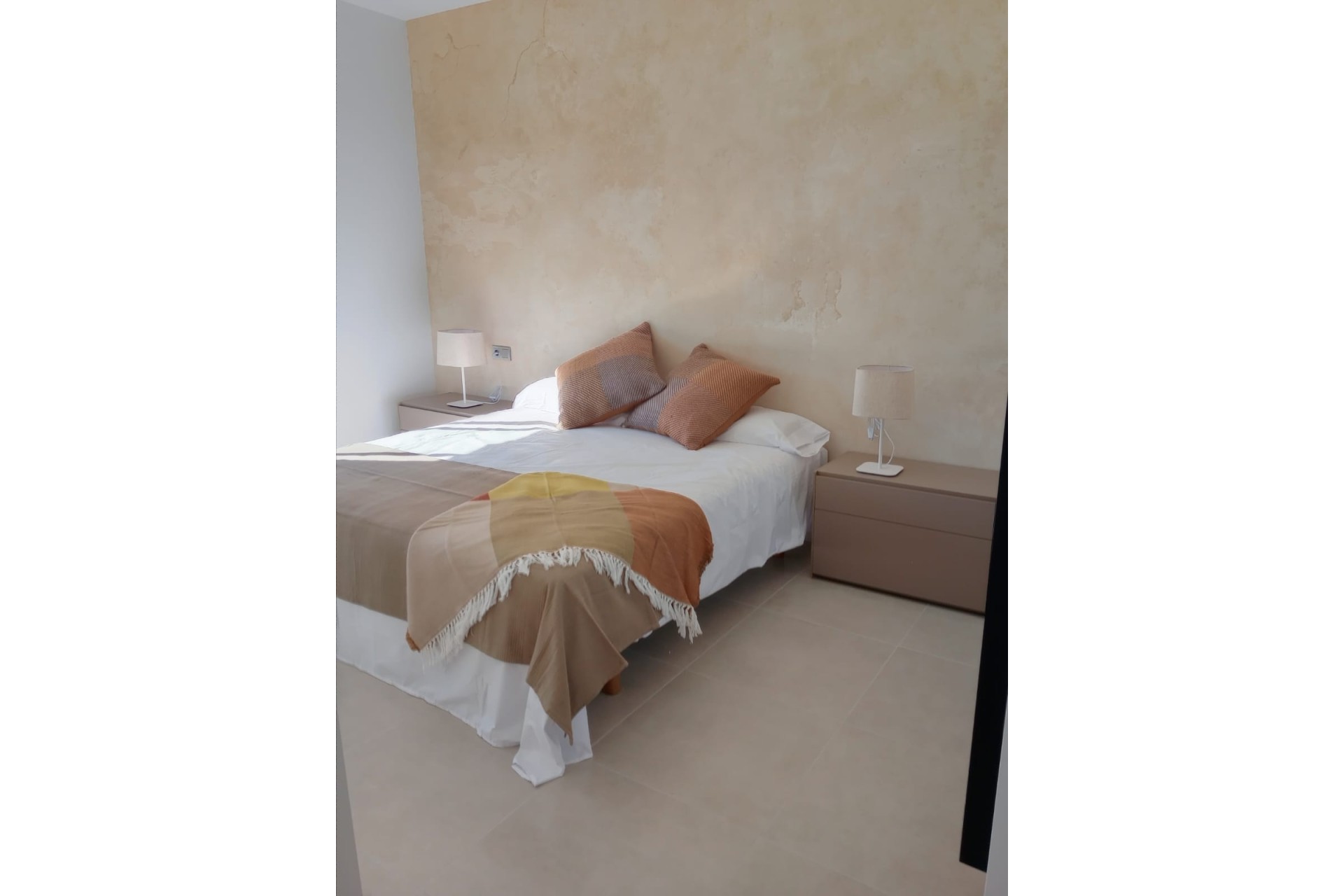 Nowa konstrukcja - Willa wolnostojąca -
Calasparra