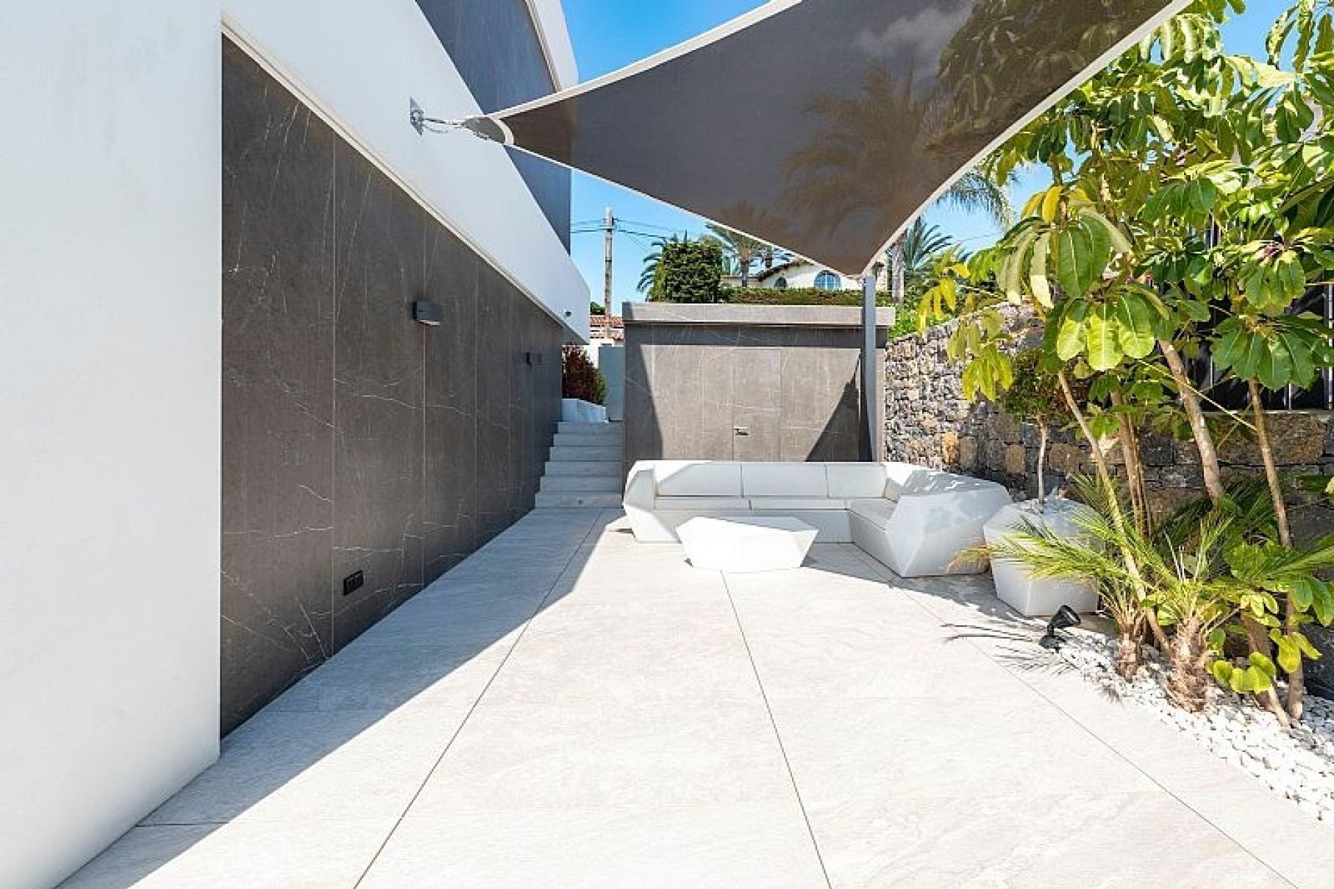 Nowa konstrukcja - Willa wolnostojąca -
Calpe