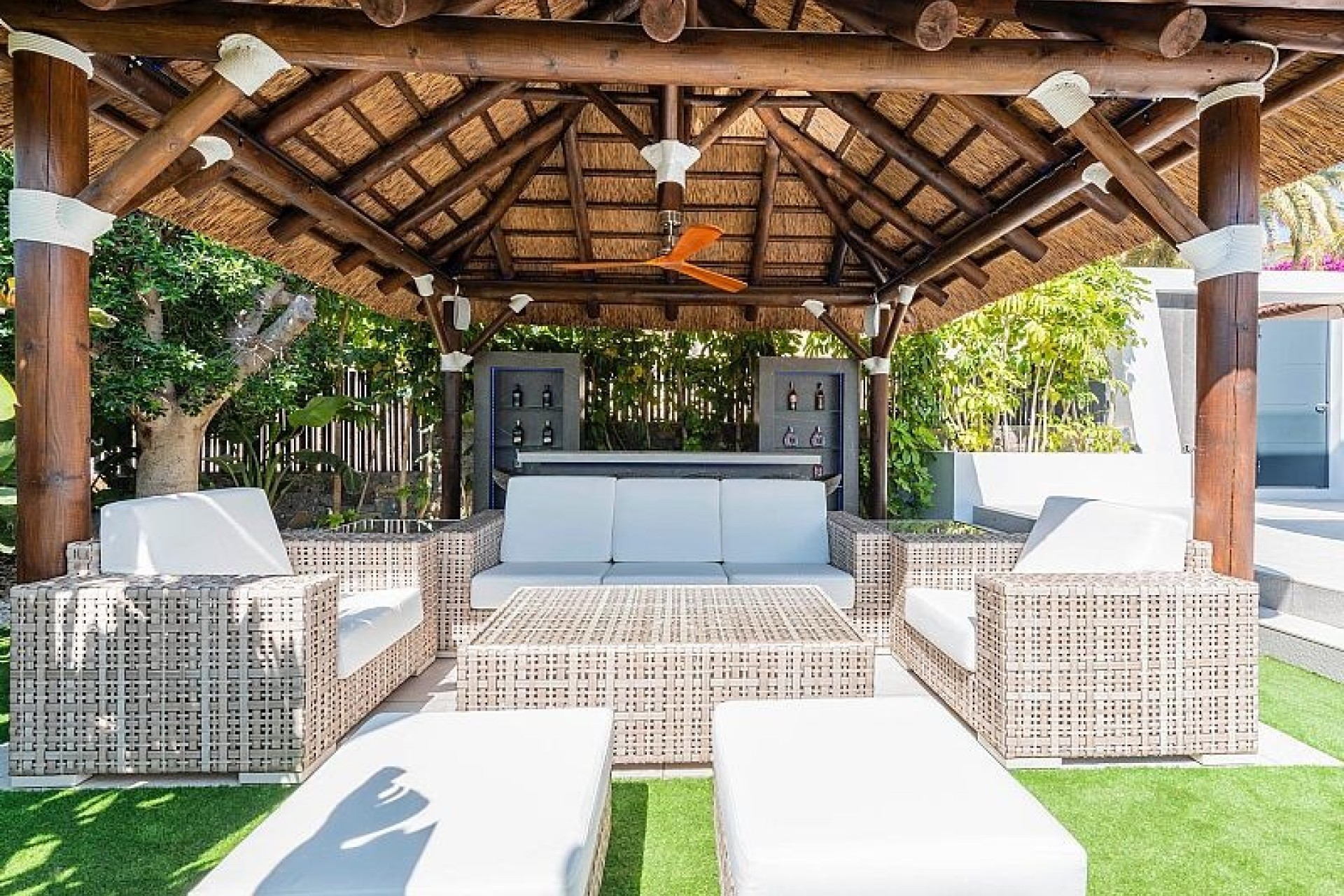 Nowa konstrukcja - Willa wolnostojąca -
Calpe