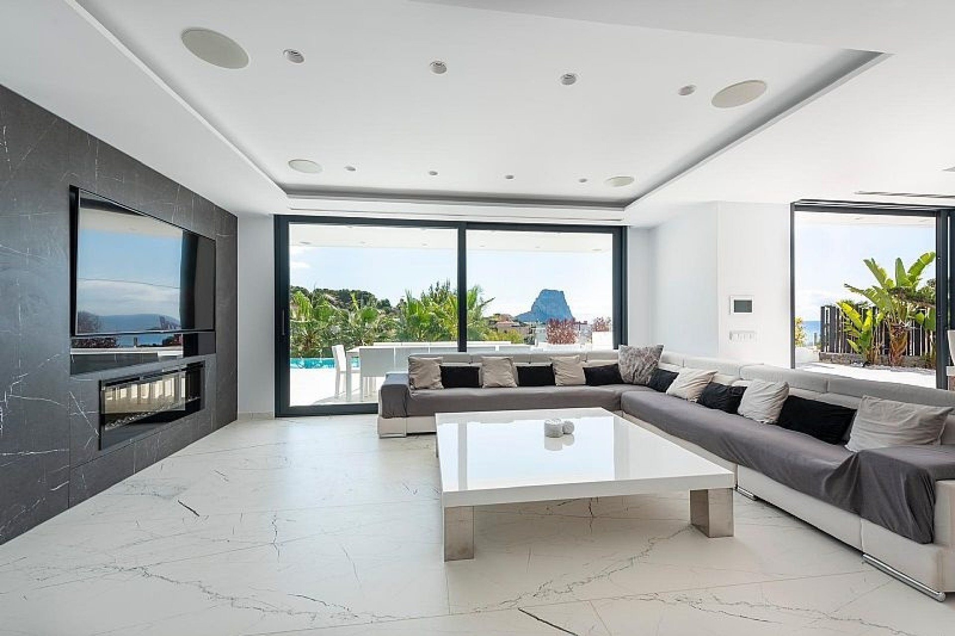 Nowa konstrukcja - Willa wolnostojąca -
Calpe