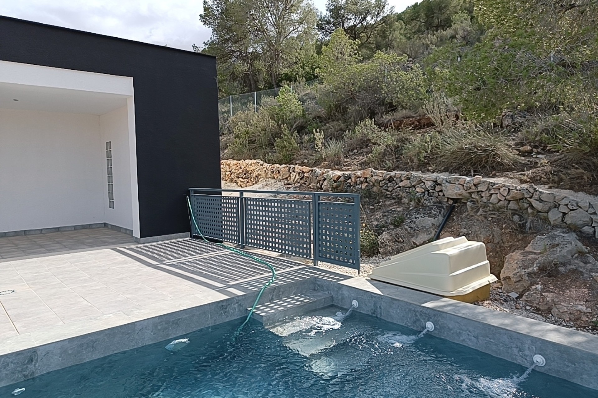 Nowa konstrukcja - Willa wolnostojąca -
Cañada de la Leña