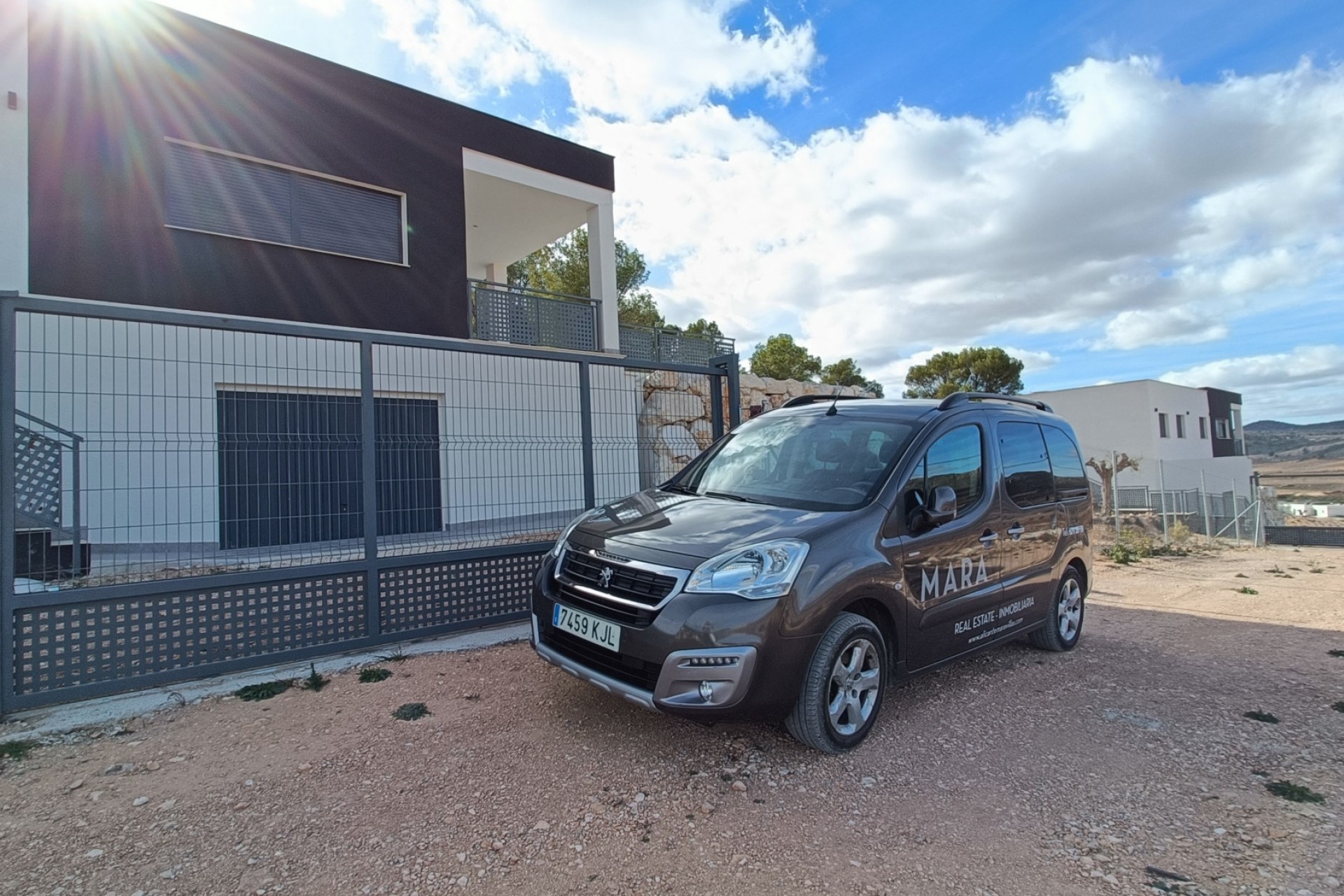 Nowa konstrukcja - Willa wolnostojąca -
Cañada de la Leña