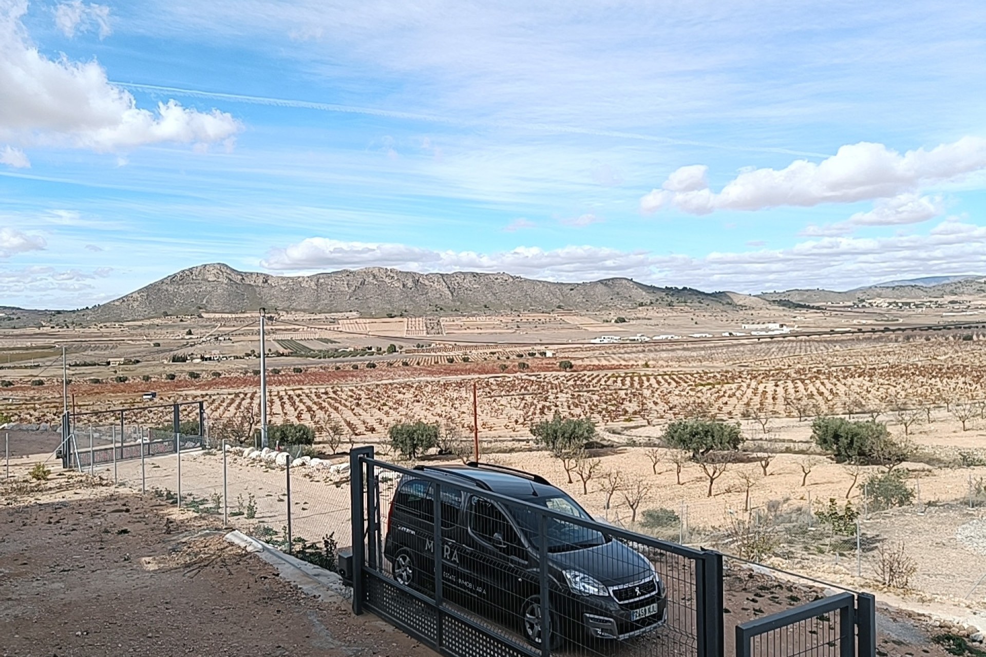 Nowa konstrukcja - Willa wolnostojąca -
Cañada de la Leña