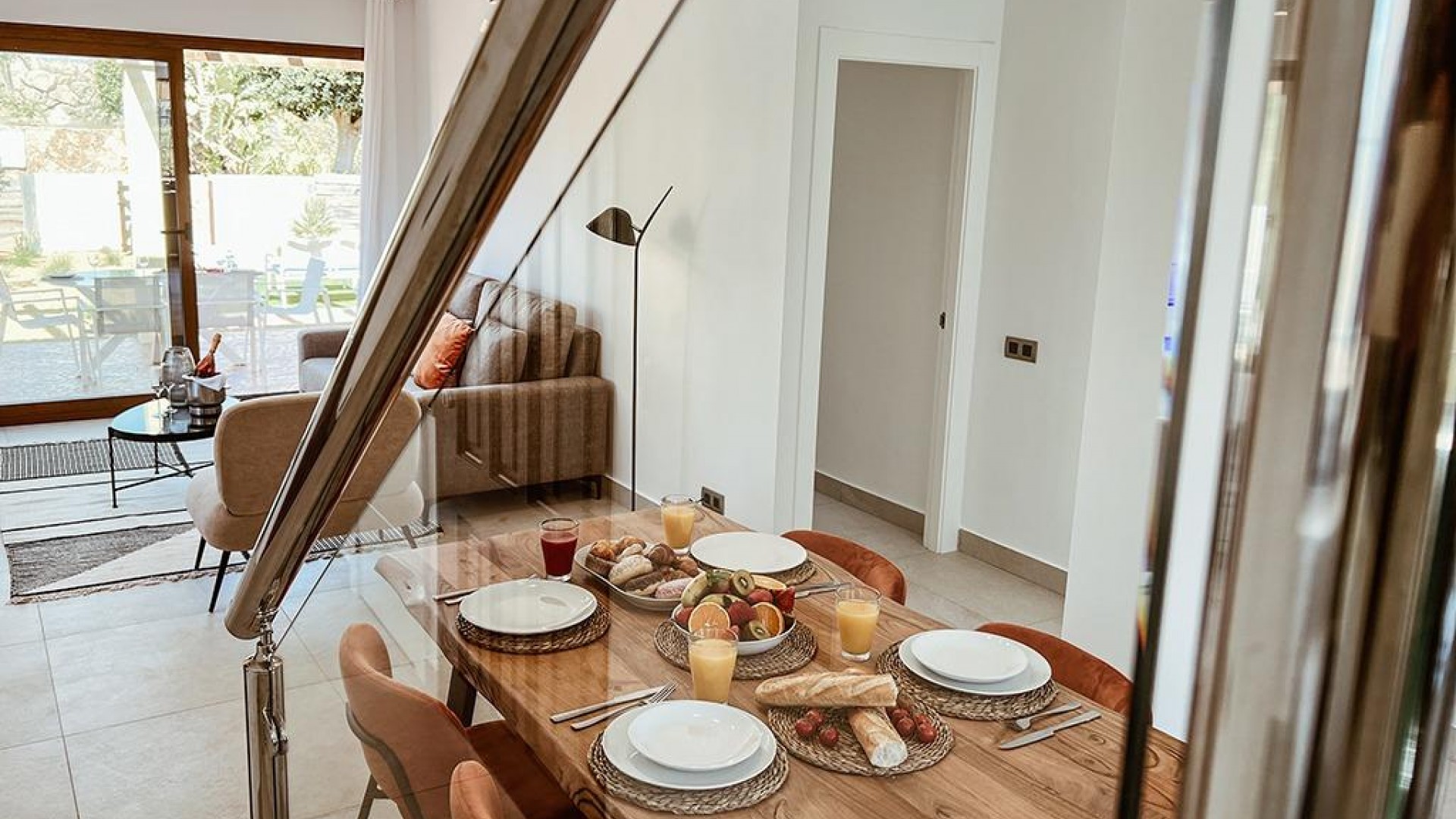 Nowa konstrukcja - Willa wolnostojąca -
Cuevas Del Almanzora