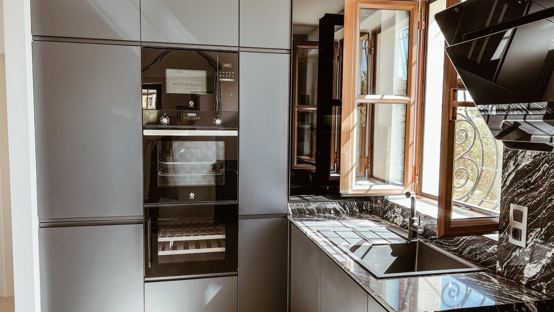 Nowa konstrukcja - Willa wolnostojąca -
Cuevas Del Almanzora