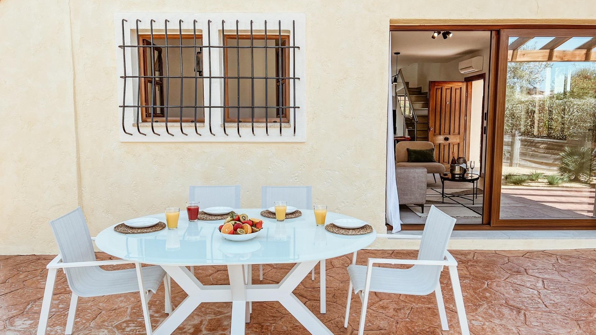 Nowa konstrukcja - Willa wolnostojąca -
Cuevas Del Almanzora