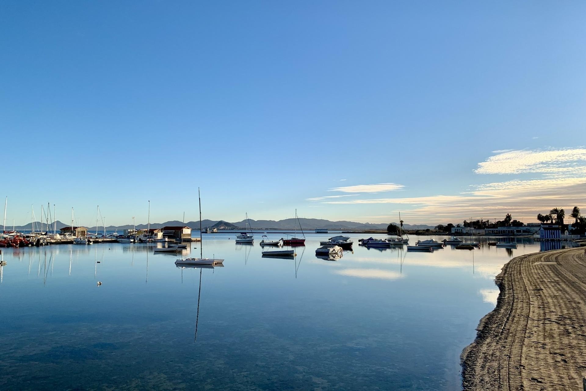 Nowa konstrukcja - Willa wolnostojąca -
Los Alcazares - Playa la Atascadera