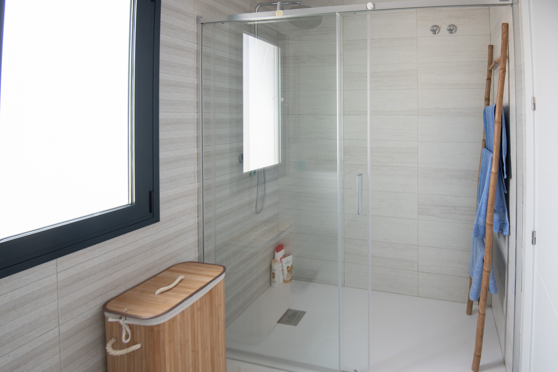 Nowa konstrukcja - Willa wolnostojąca -
Pinar de Campoverde