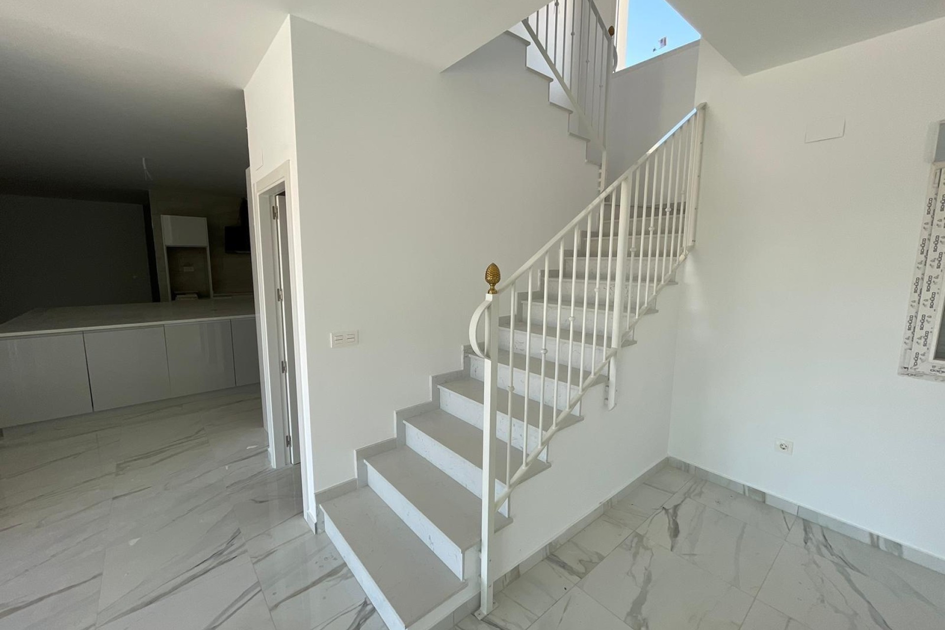 Nowa konstrukcja - Willa wolnostojąca -
Pinoso - Camino Del Prado