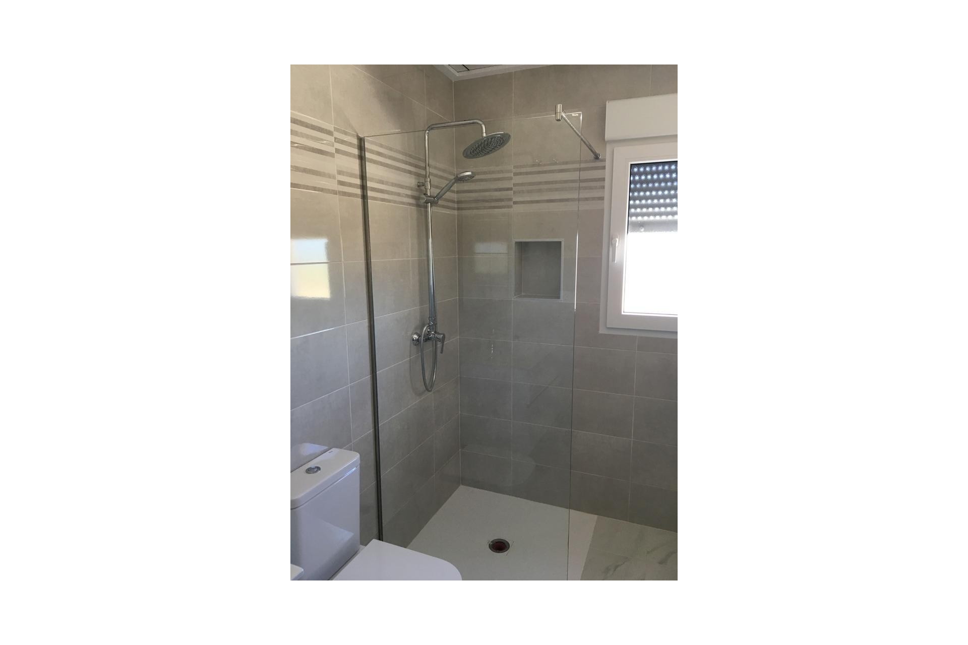 Nowa konstrukcja - Willa wolnostojąca -
Pinoso - Camino Del Prado