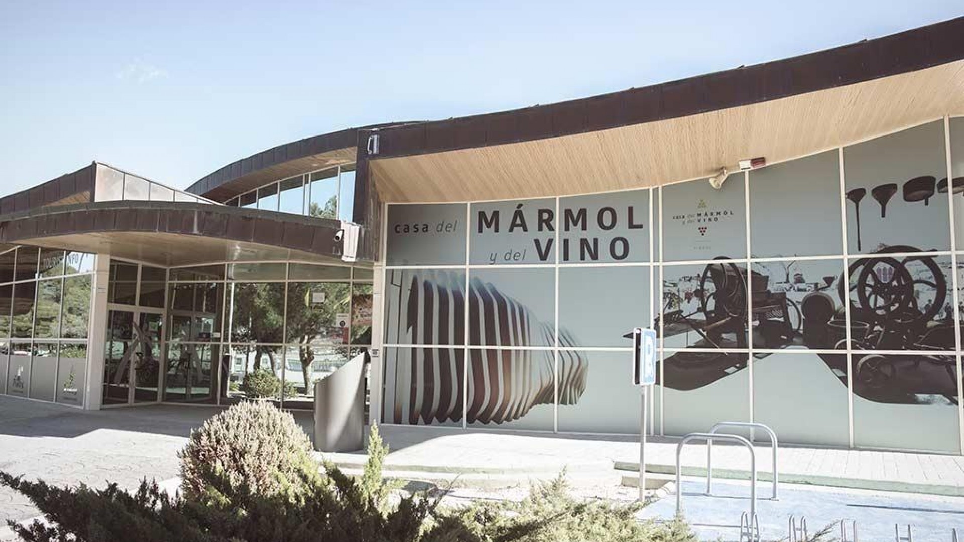 Nowa konstrukcja - Willa wolnostojąca -
Pinoso - Campo