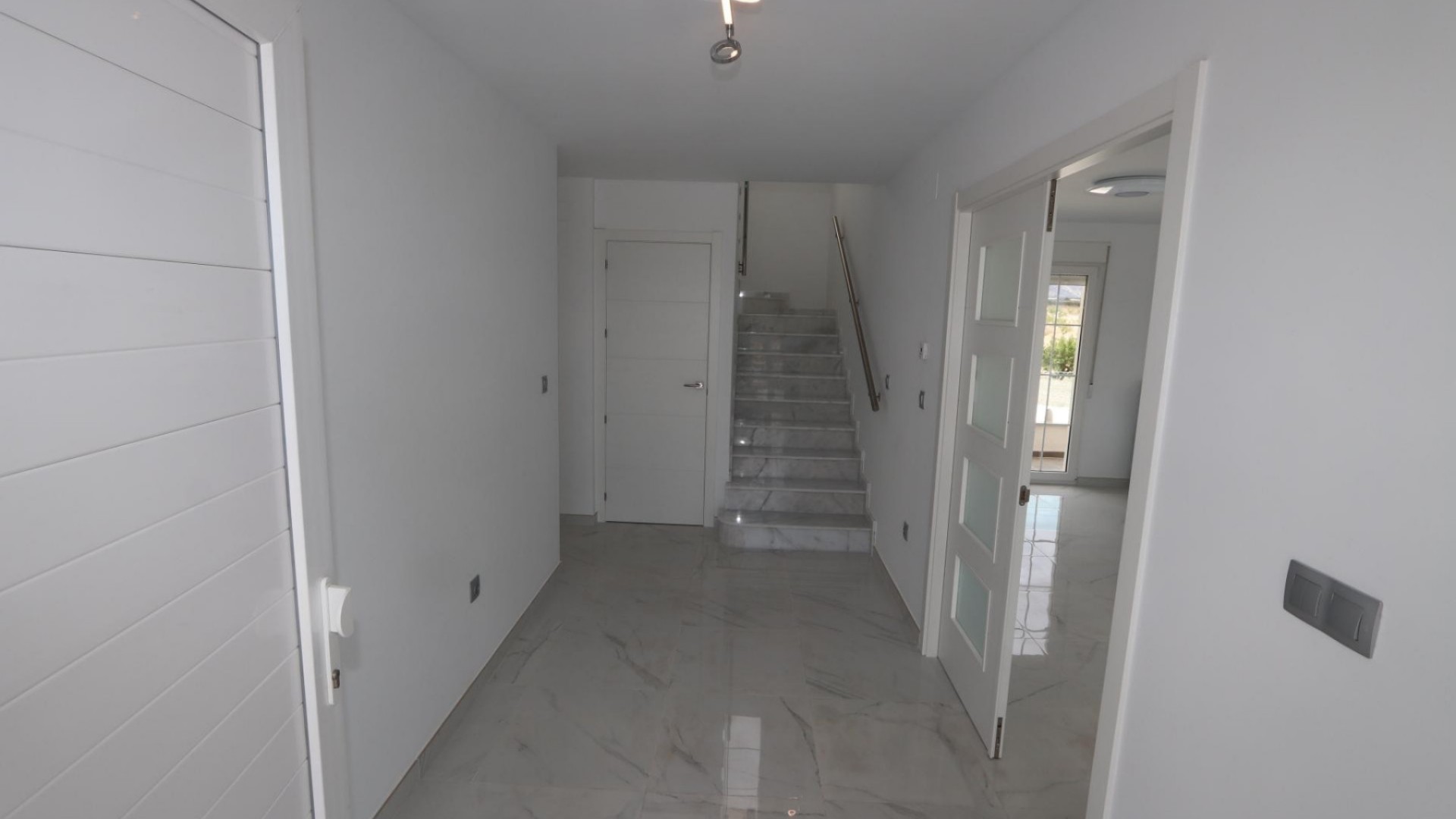 Nowa konstrukcja - Willa wolnostojąca -
Pinoso