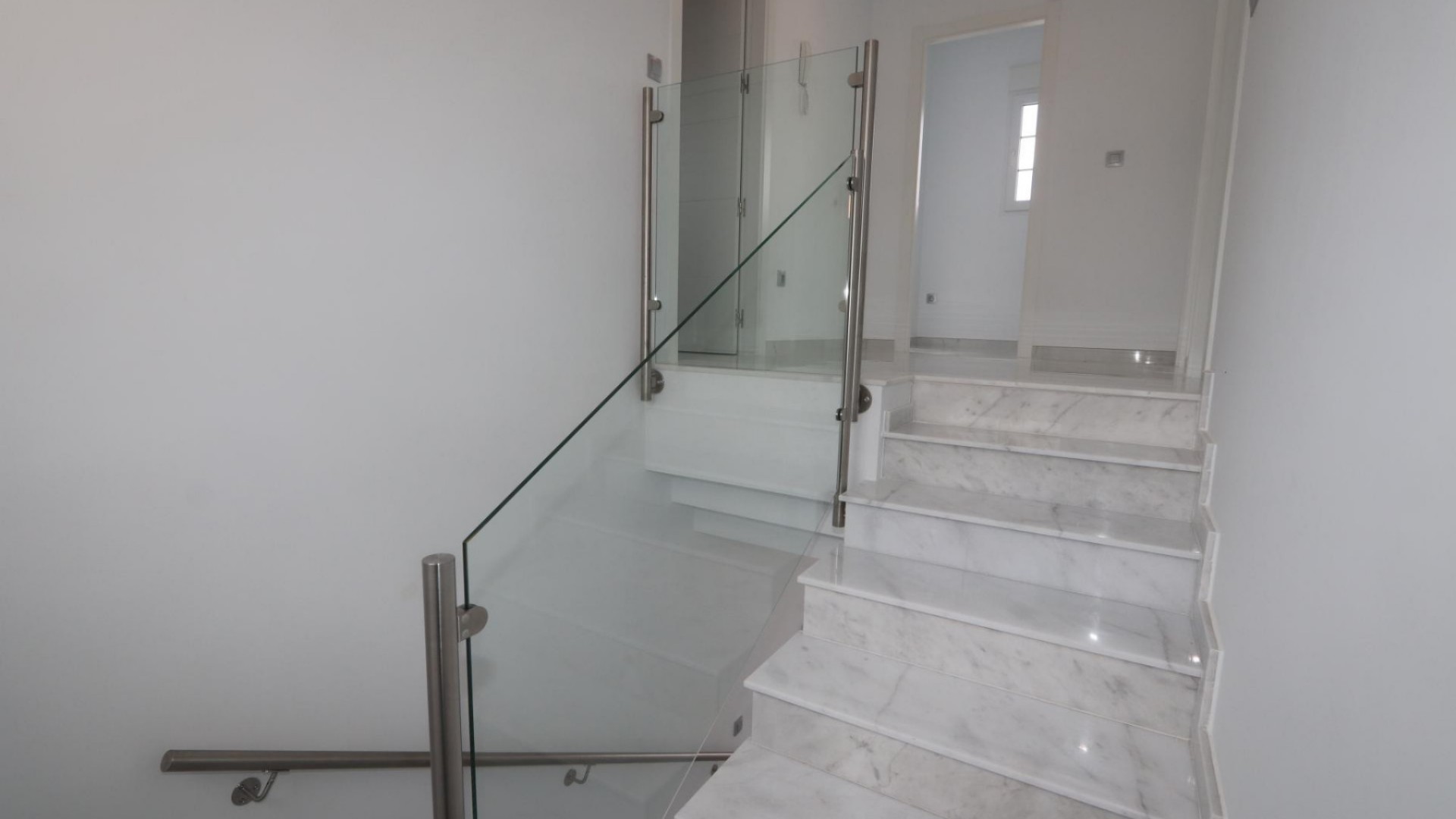 Nowa konstrukcja - Willa wolnostojąca -
Pinoso