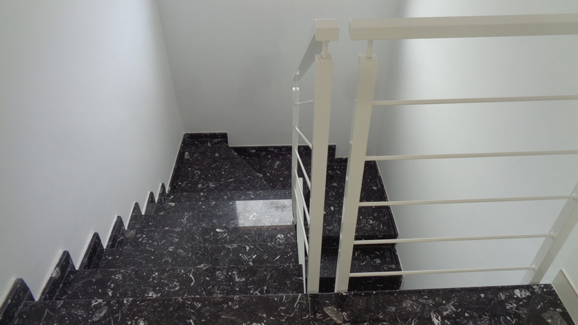 Nowa konstrukcja - Willa wolnostojąca -
Pinoso