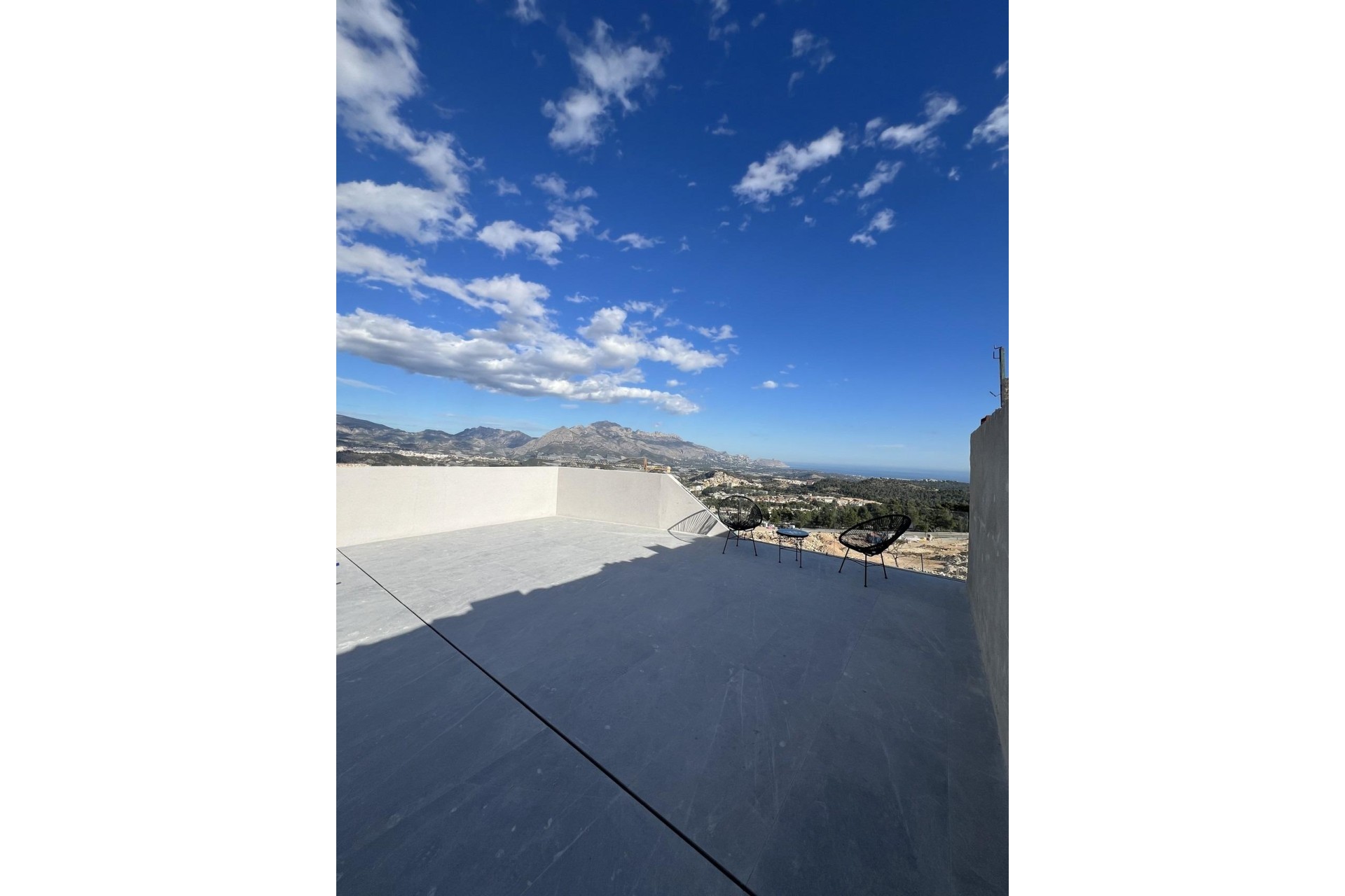 Nowa konstrukcja - Willa wolnostojąca -
Polop - PAU1