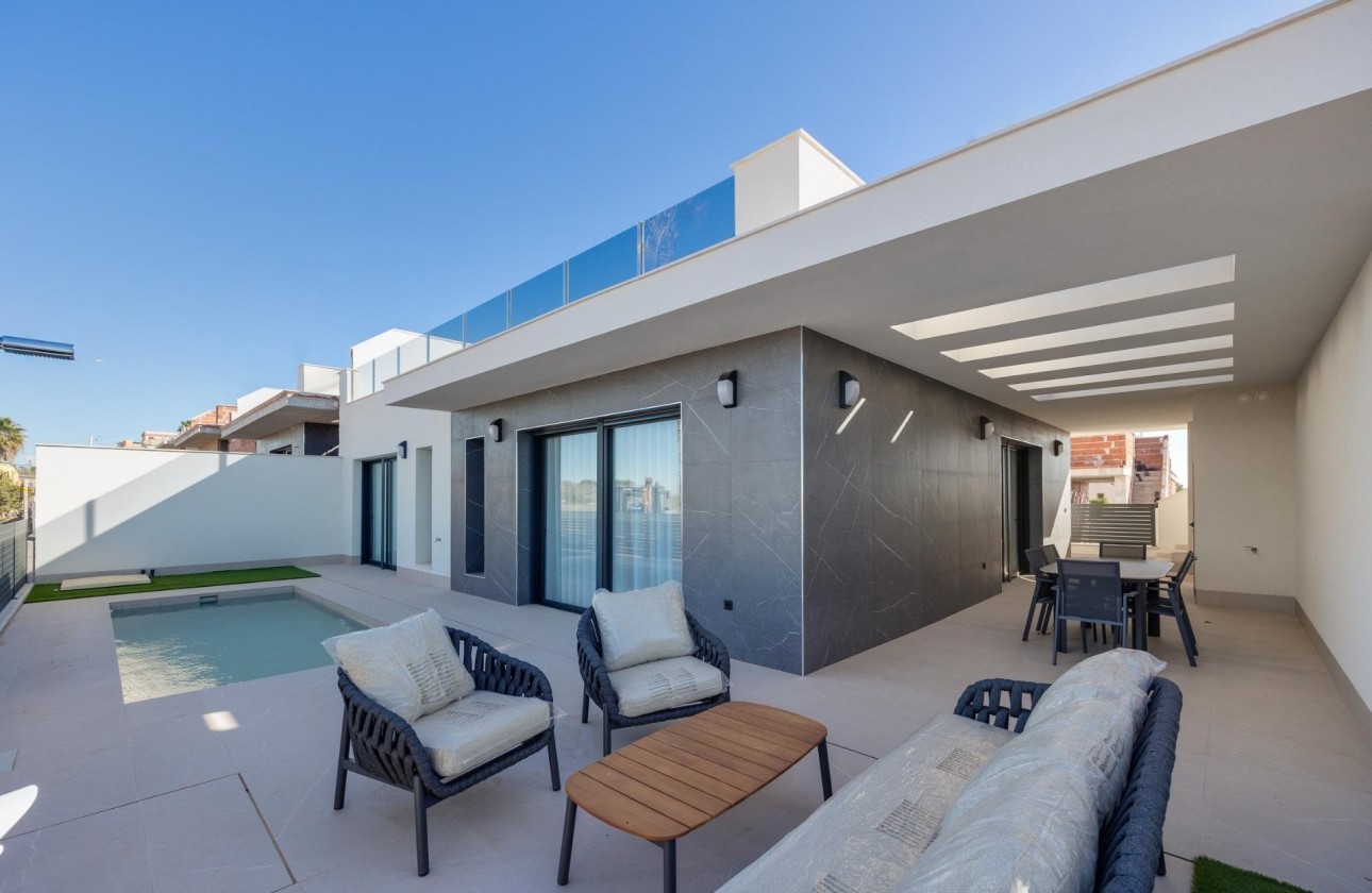 Nowa konstrukcja - Willa wolnostojąca -
Torrevieja - Aguas Nuevas