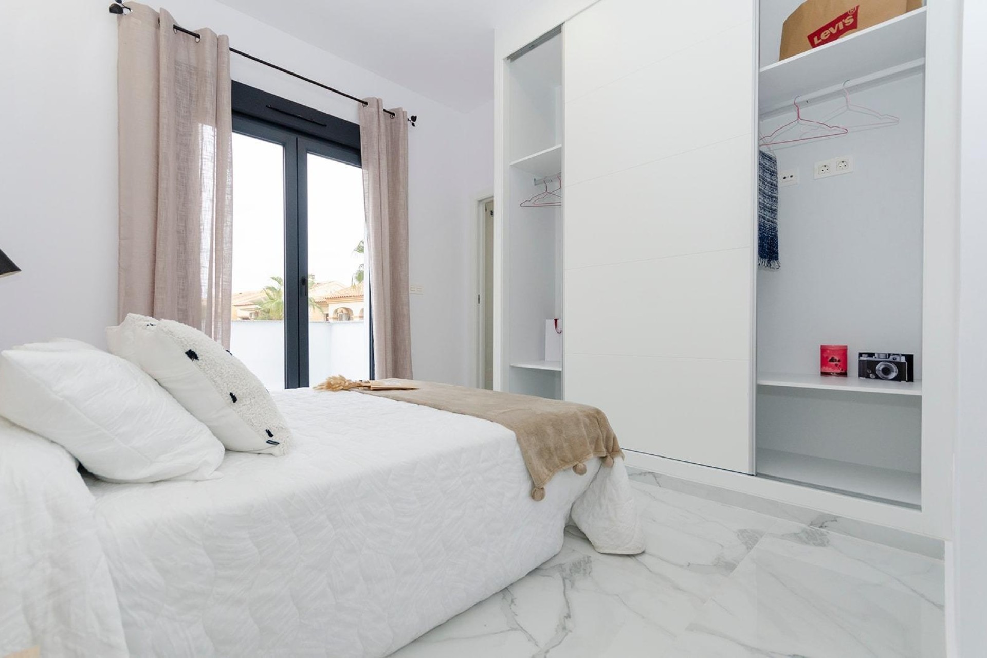Nowa konstrukcja - Willa wolnostojąca -
Torrevieja - Torretas