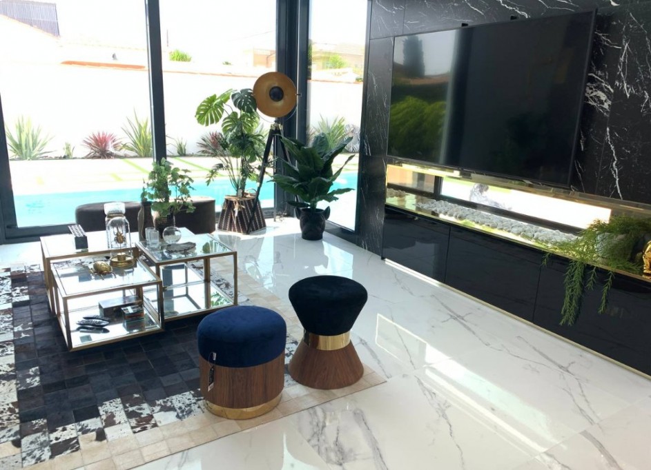 Nowa konstrukcja - Willa wolnostojąca -
Torrevieja