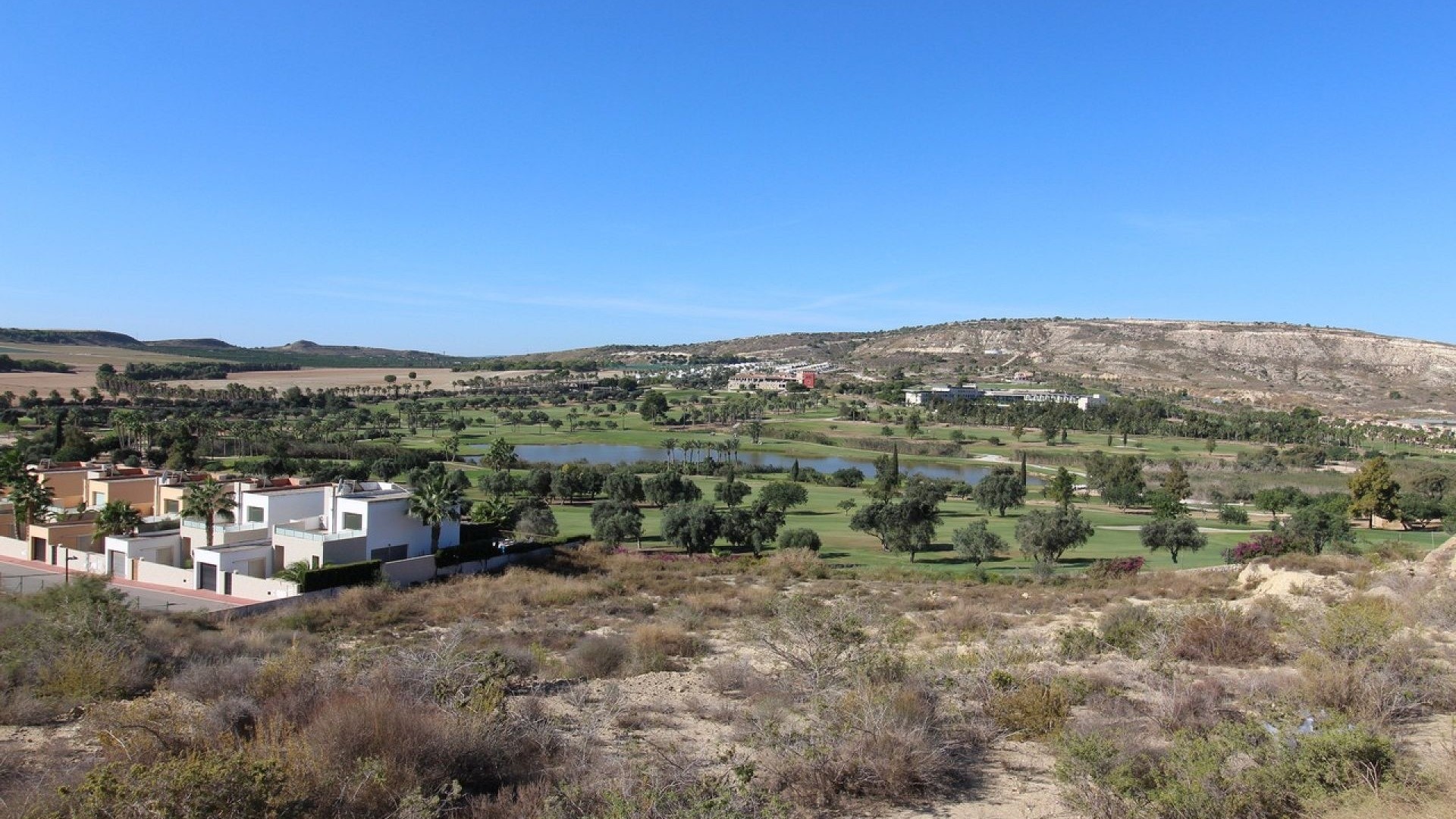 Nybyggd - Fristående villa -
Algorfa