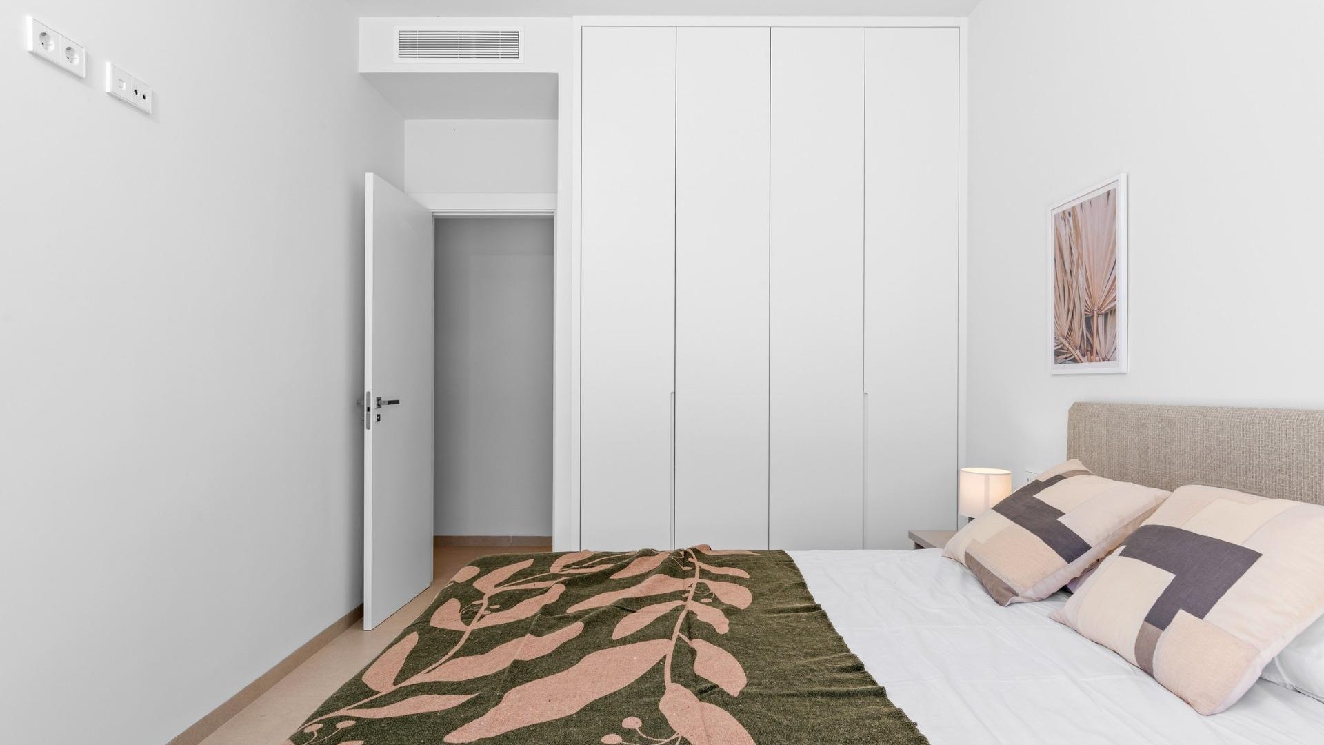 Nybyggd - Fristående villa -
San Javier - Parque del doce