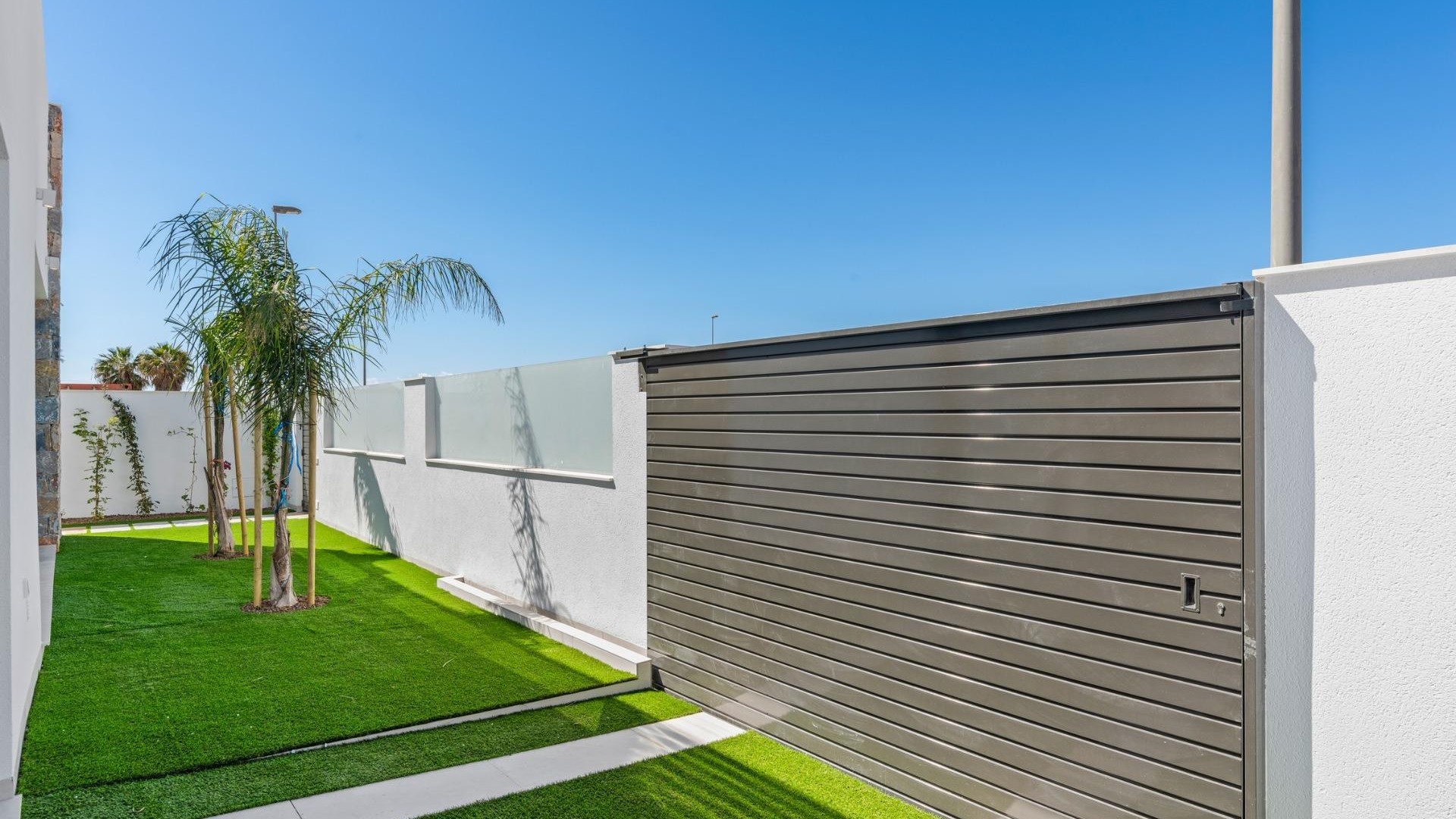 Nybyggd - Fristående villa -
San Javier - Parque del doce