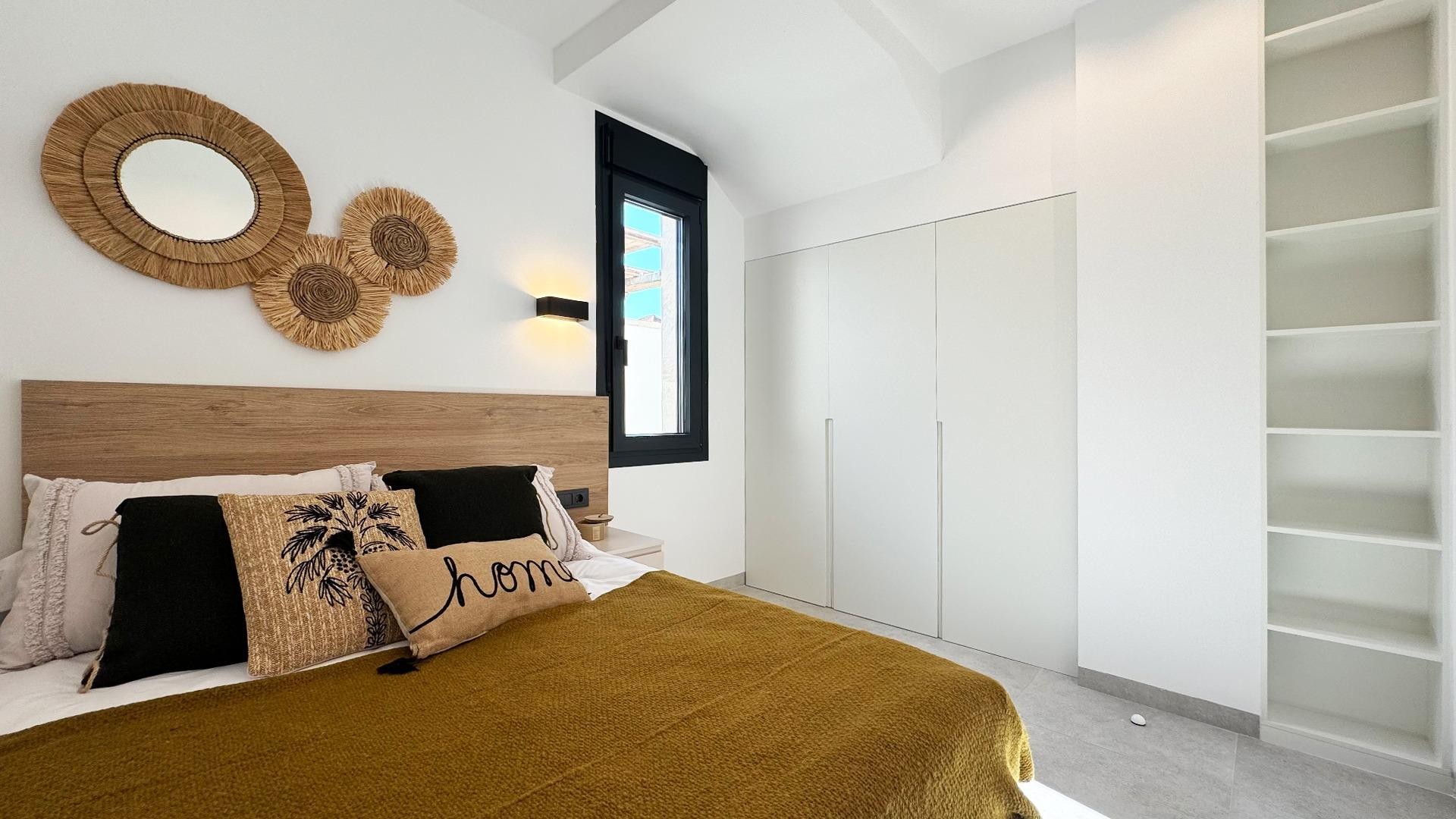 Nybyggd - Fristående villa -
San Miguel de Salinas - BLUE LAGOON