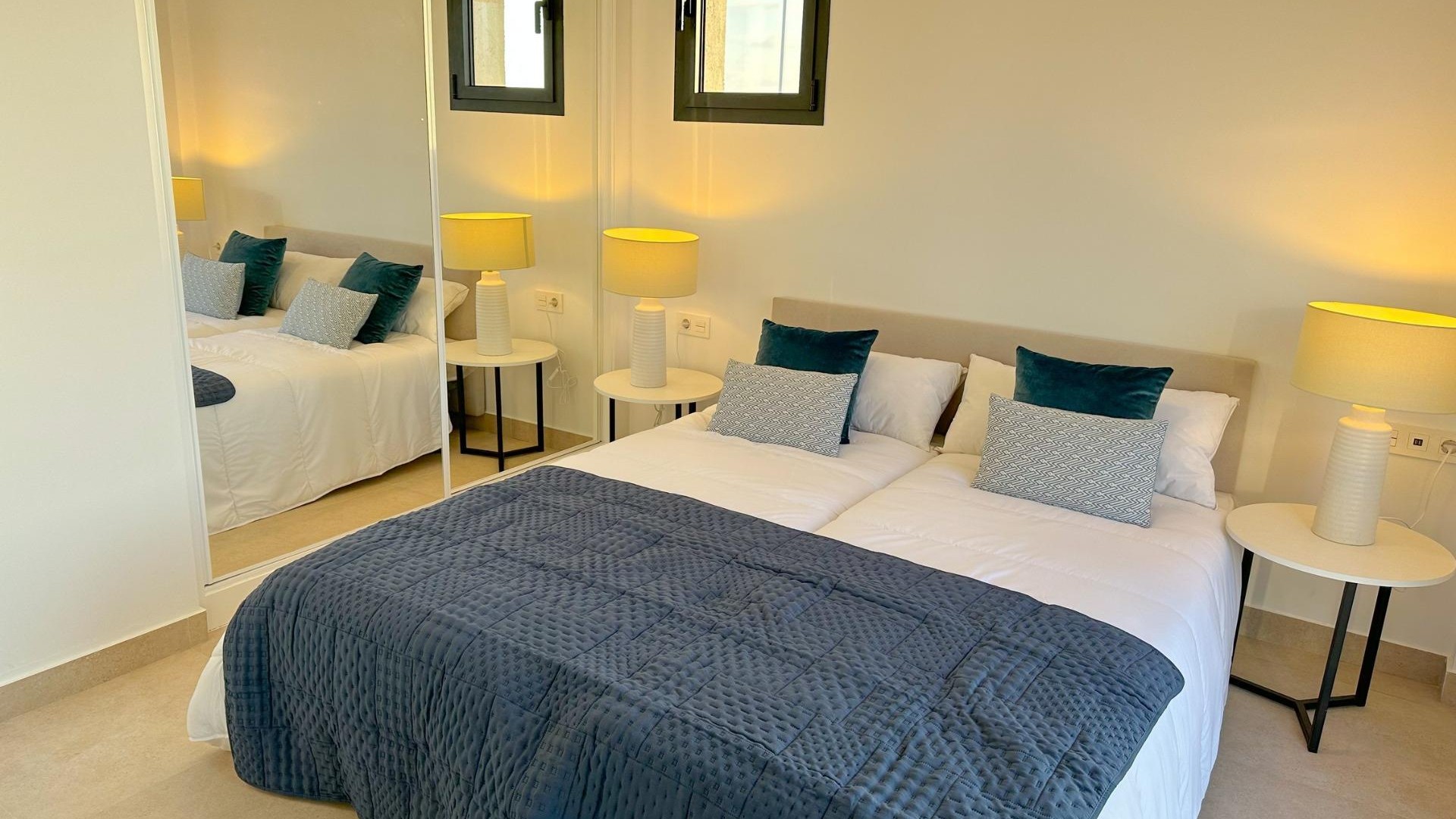 Nybyggd - Radhus -
Cuevas Del Almanzora