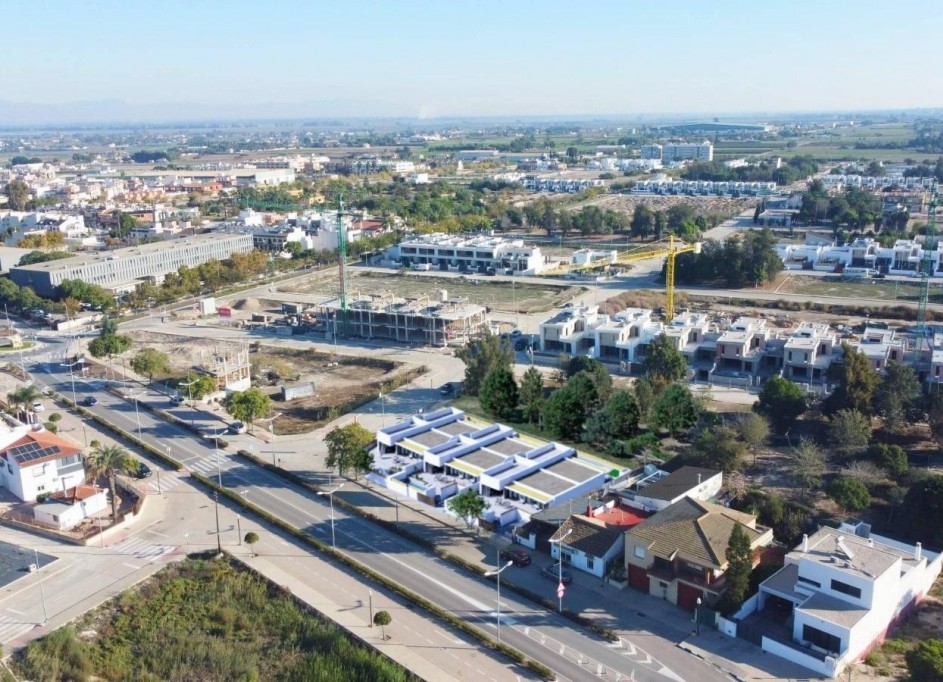 Nybyggd - Radhus -
Dolores - Sector 3