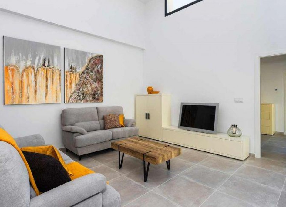 Nybyggd - Villa i parhus -
Daya Nueva - Center