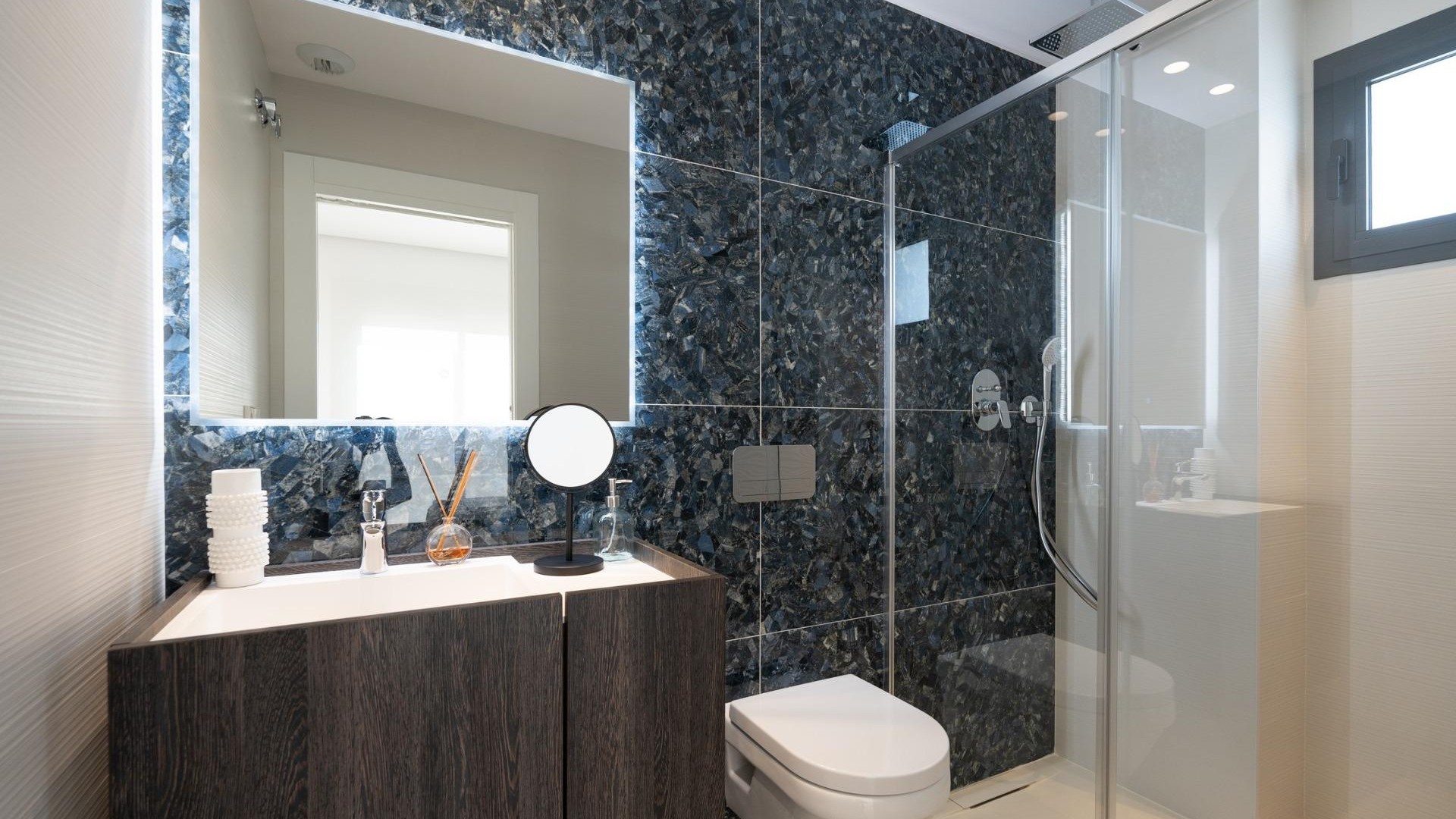 Nybyggd - Villa i parhus -
Gran Alacant - Centro comercial ga