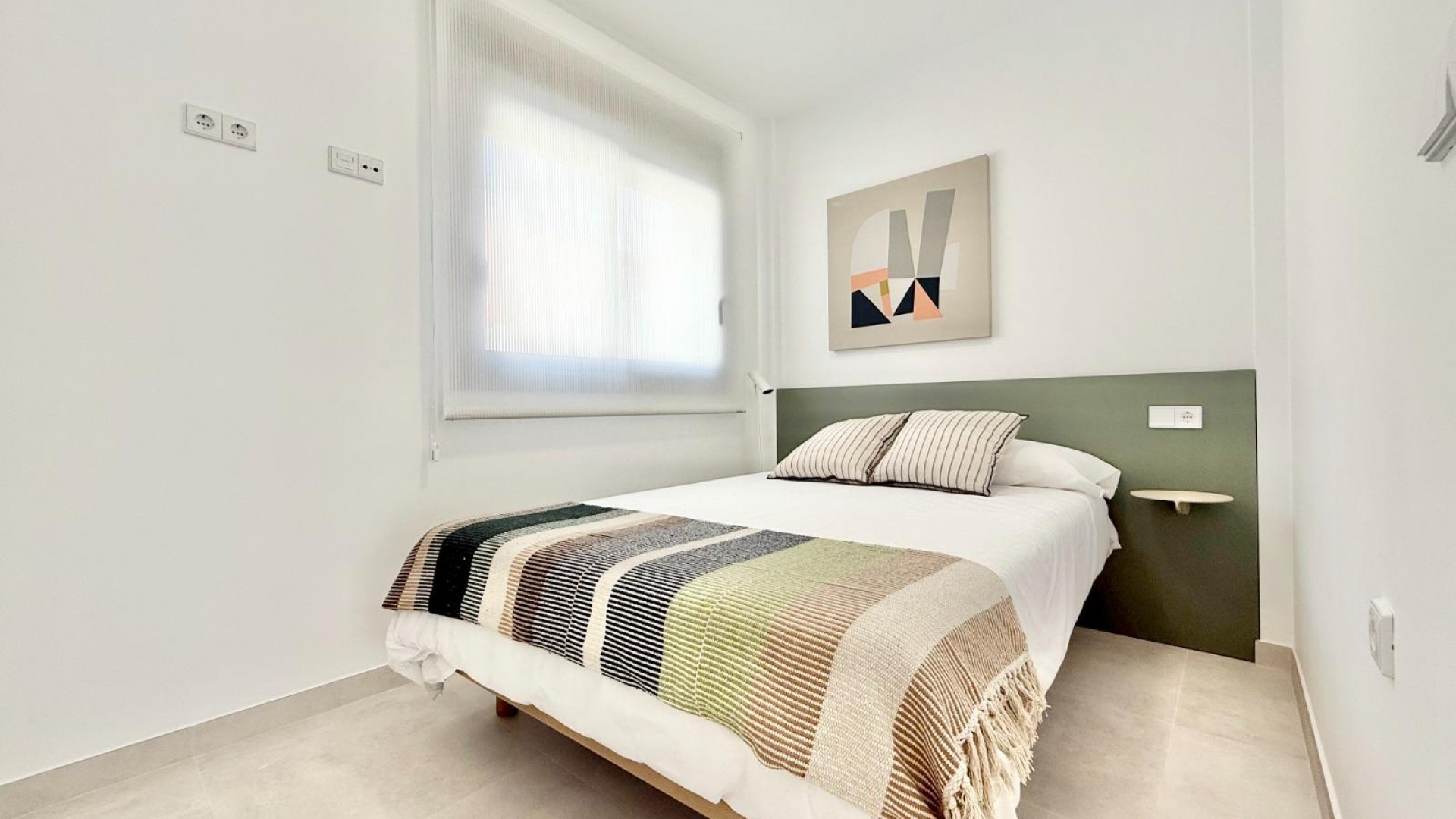 Nybyggeri - Byhus -
Cox - Sin Zona