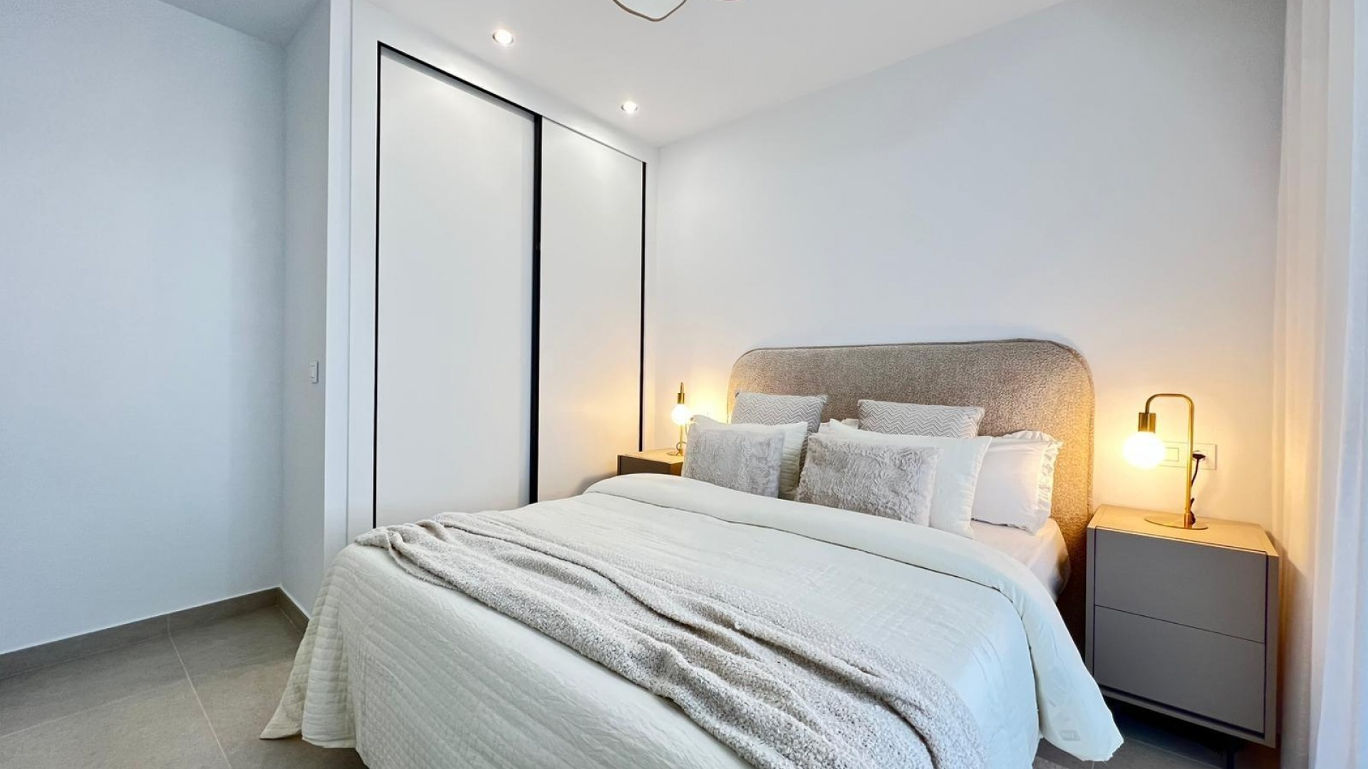 Nybyggeri - Fritliggende villa -
Benferri - BENFIS PARK