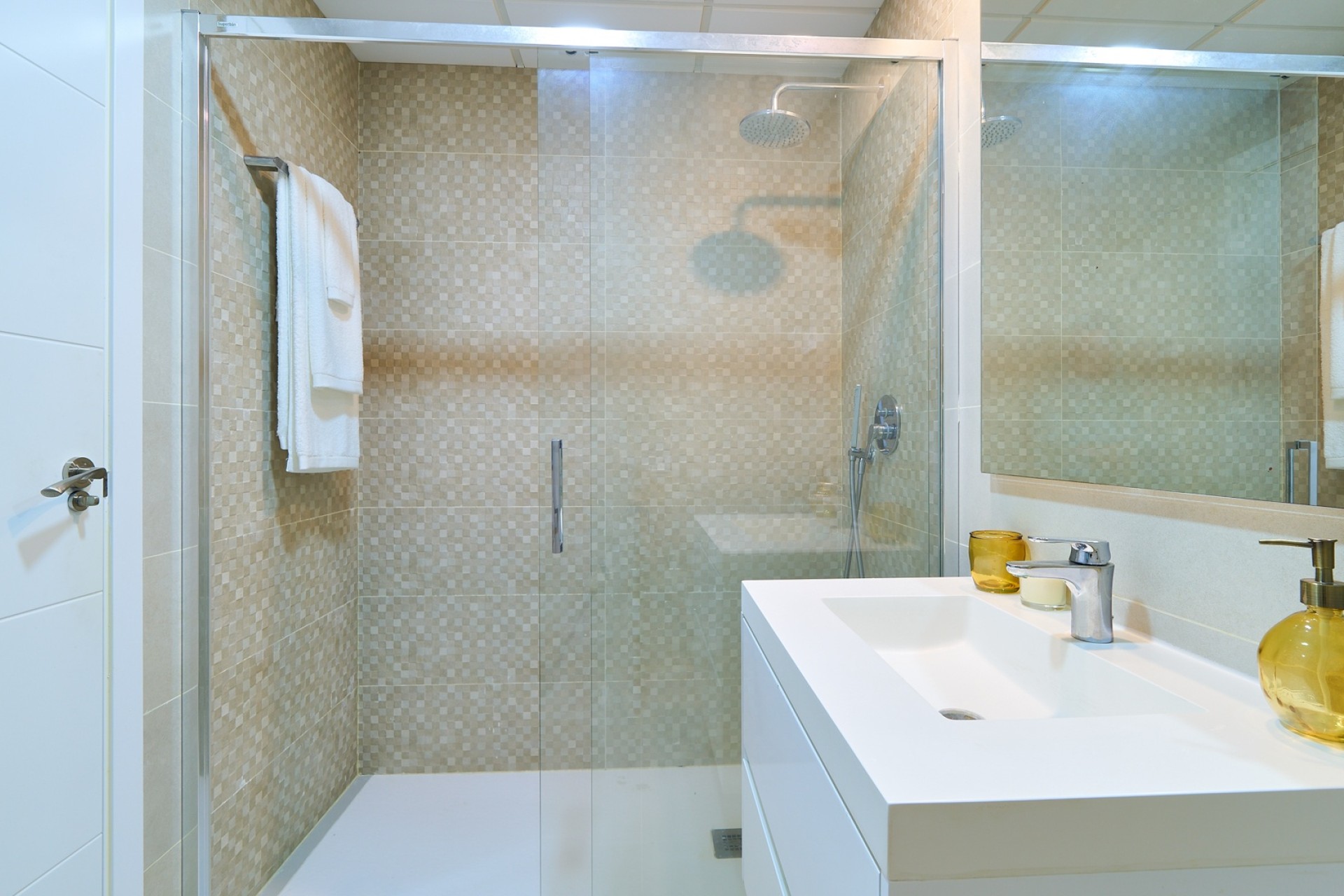 Obra Nueva - Apartamento / Piso -
Estepona - Spain