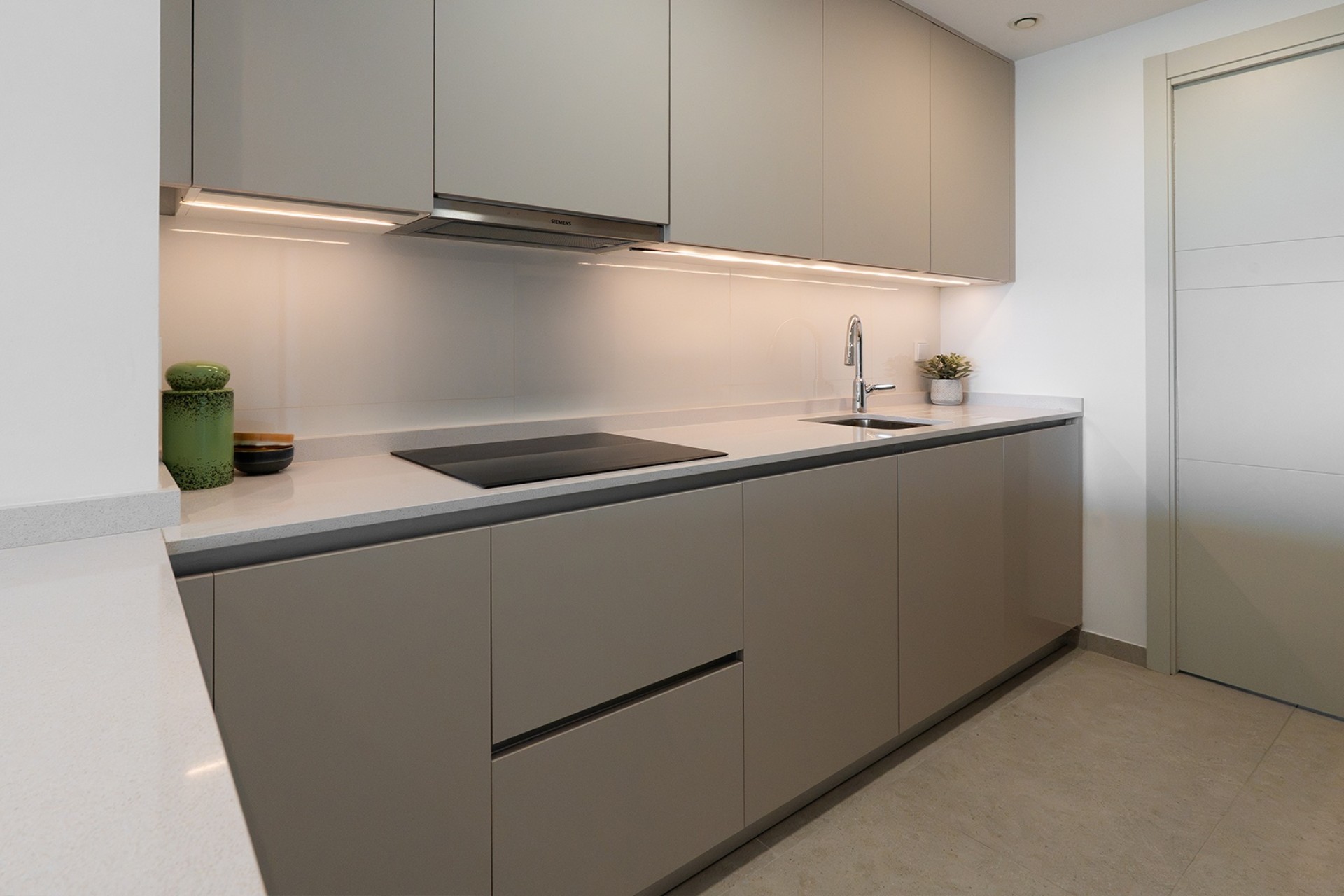 Obra Nueva - Apartamento / Piso -
Estepona - Spain