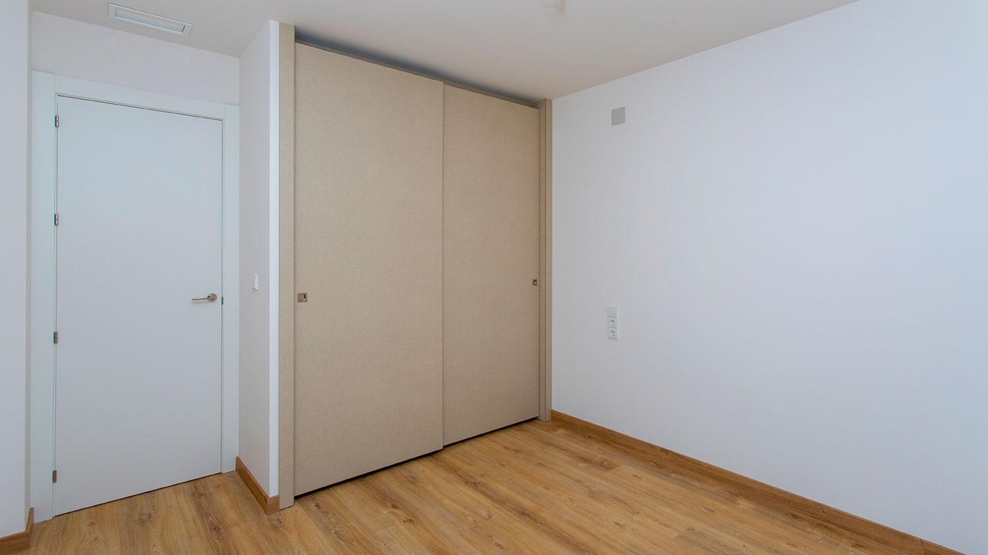 Obra Nueva - Apartamento piso -
Hondón de las Nieves - Canalosa