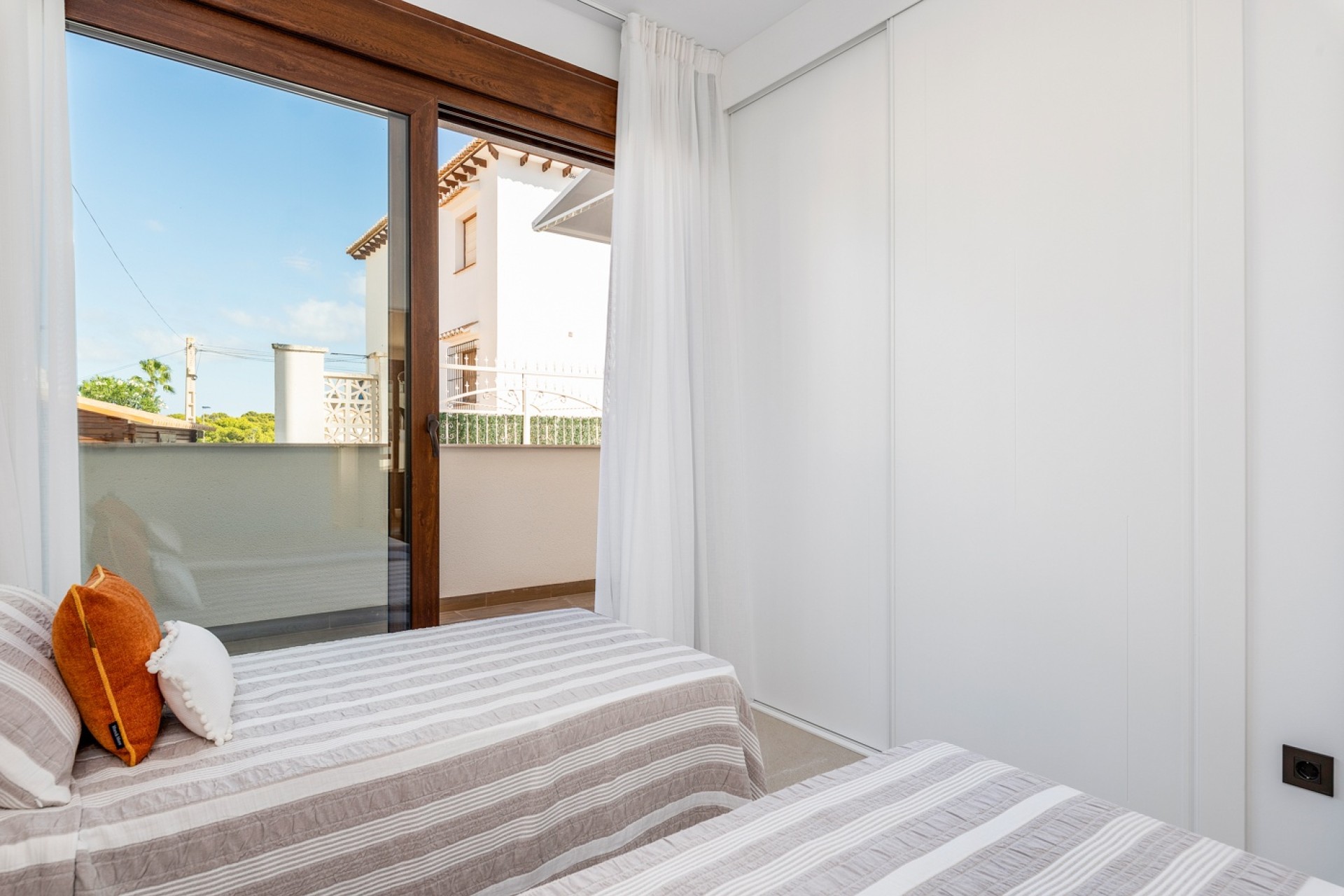Obra Nueva - Bungalow bajo -
Torrevieja