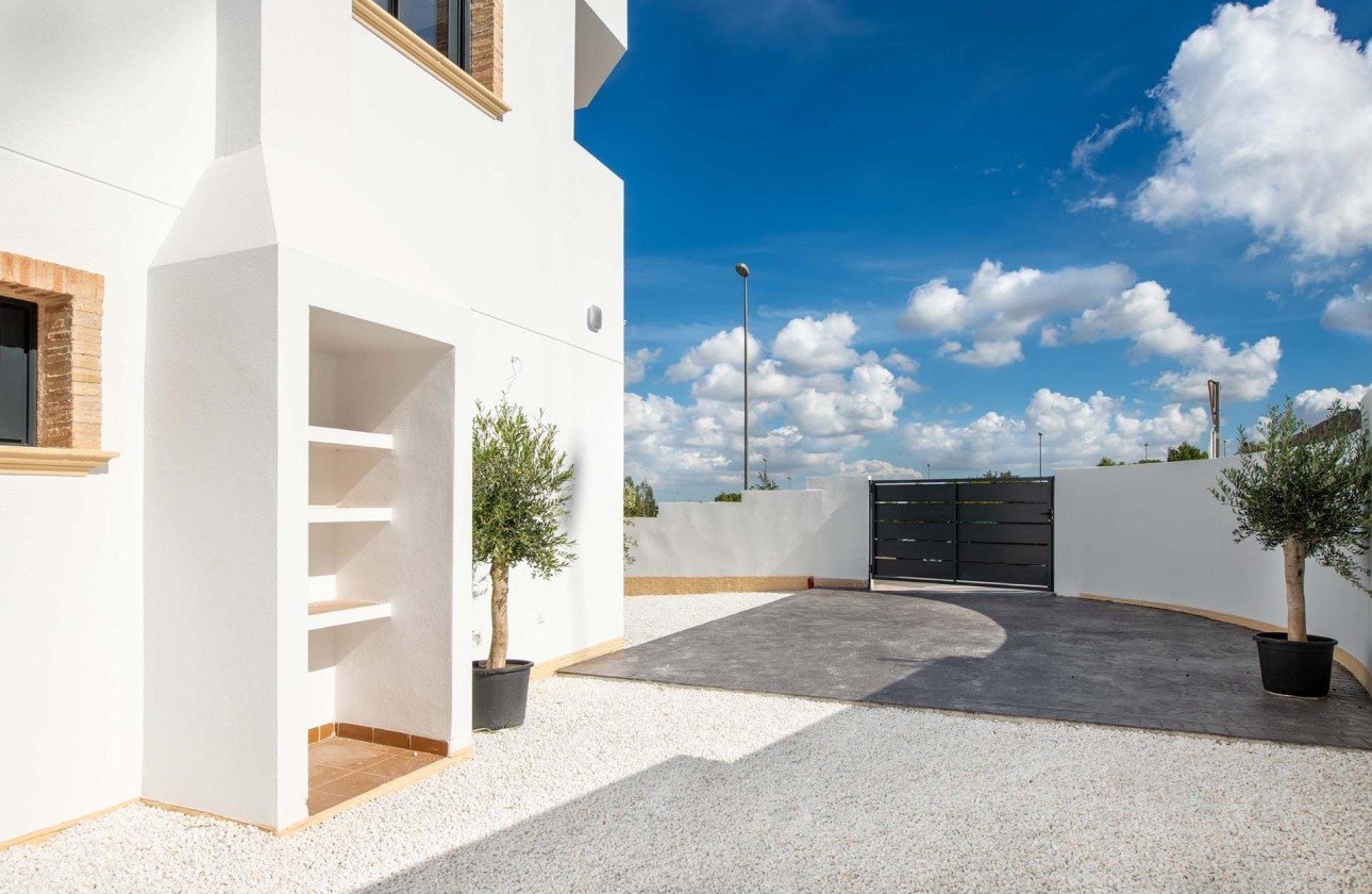 Obra Nueva - Casa de pueblo -
Cox - San Fernando