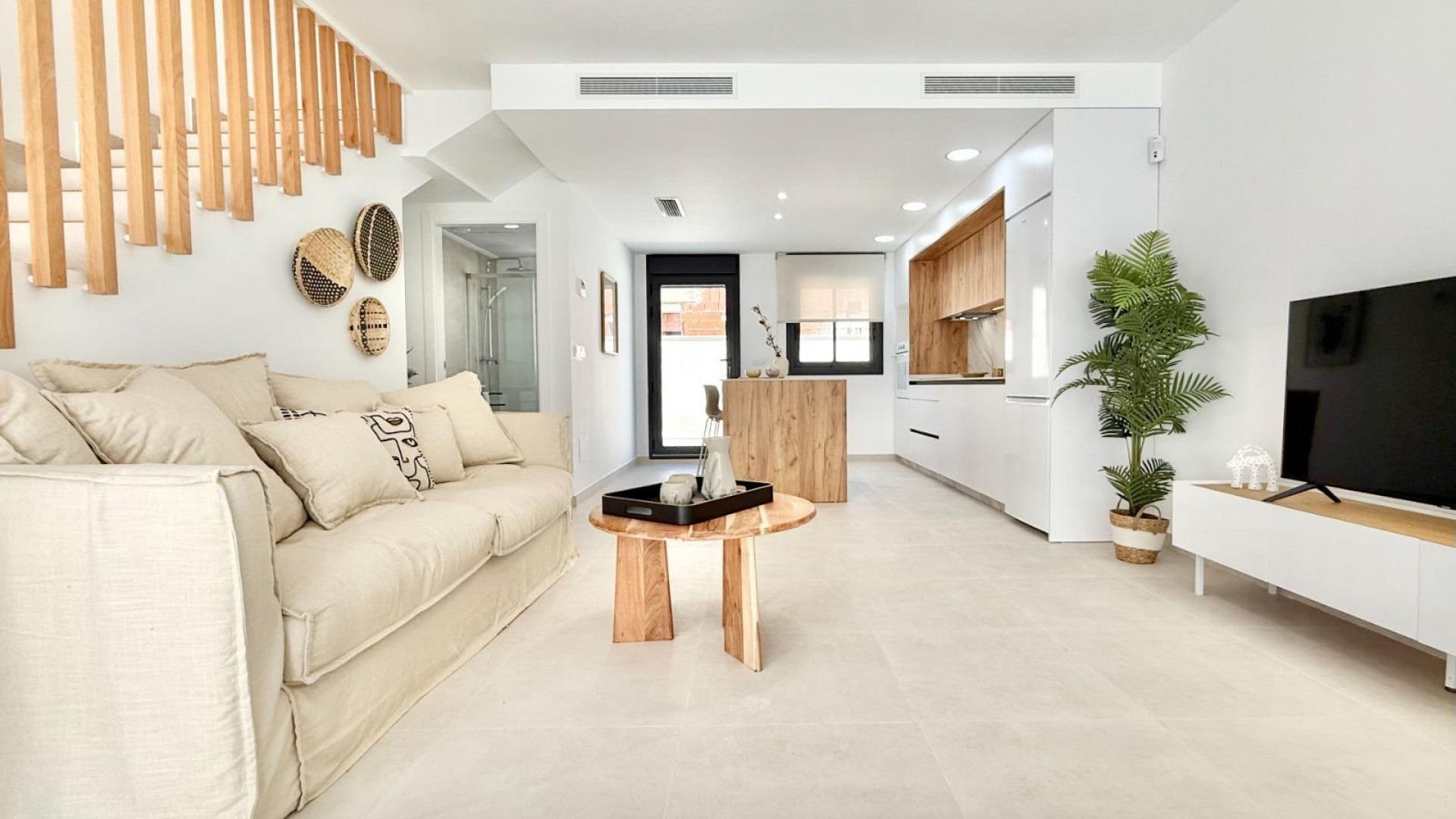 Obra Nueva - Casa de pueblo -
Cox - Sin Zona