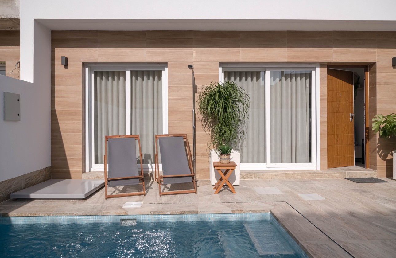 Obra Nueva - Casa de pueblo -
Jerónimo y Avileses