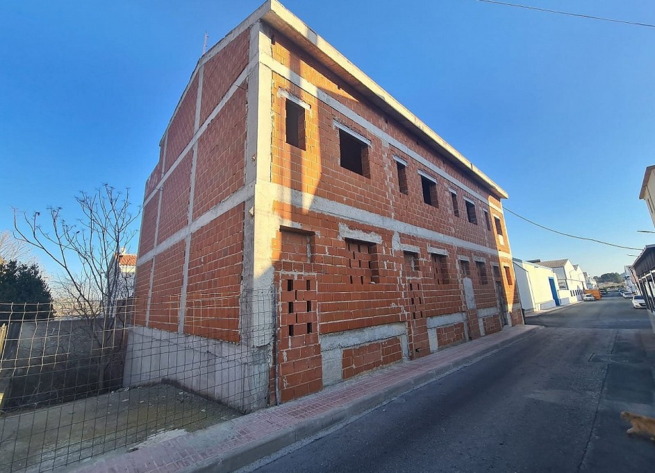 Obra Nueva - Casa de pueblo -
Salinas