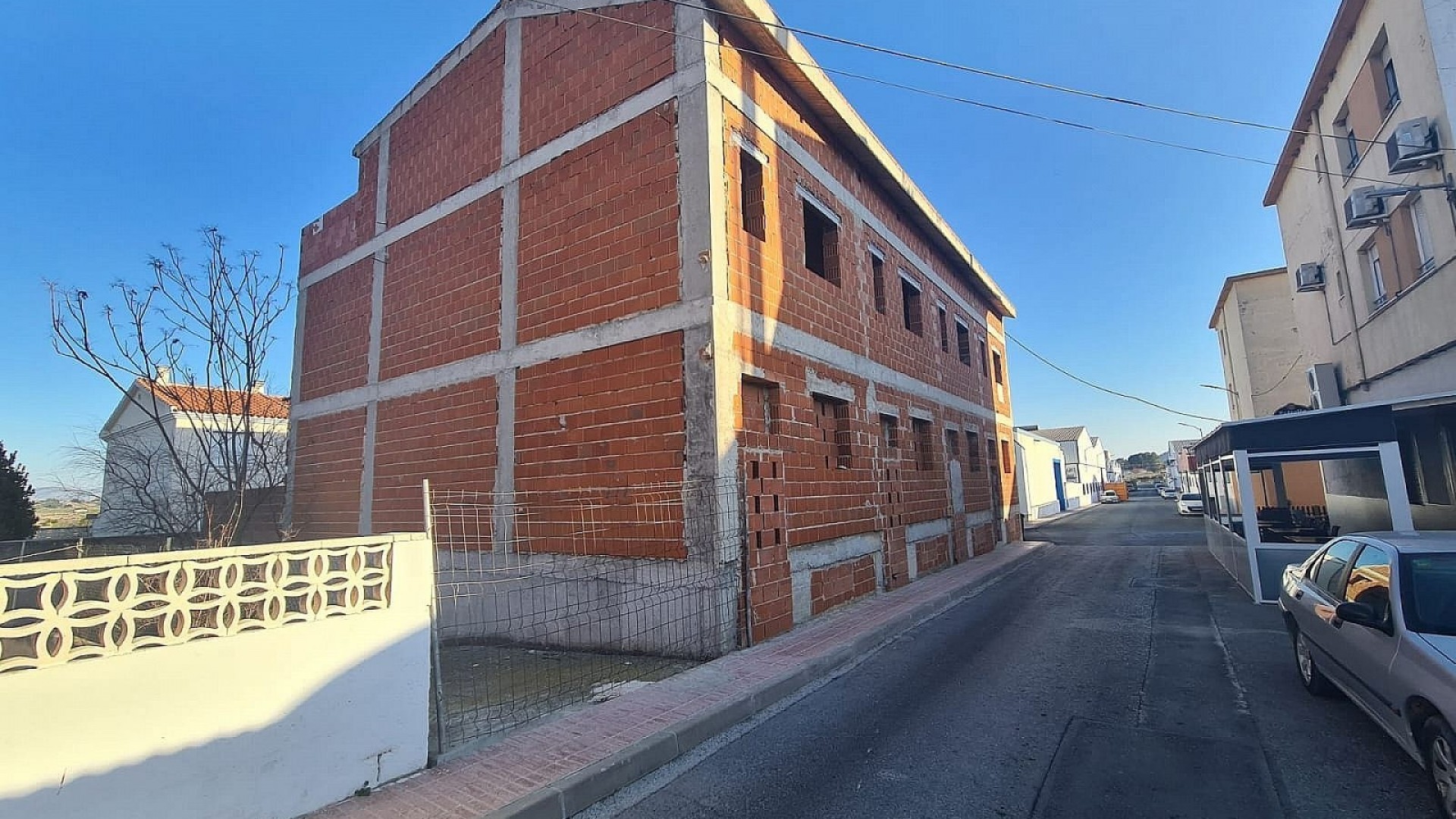 Obra Nueva - Casa de pueblo -
Salinas