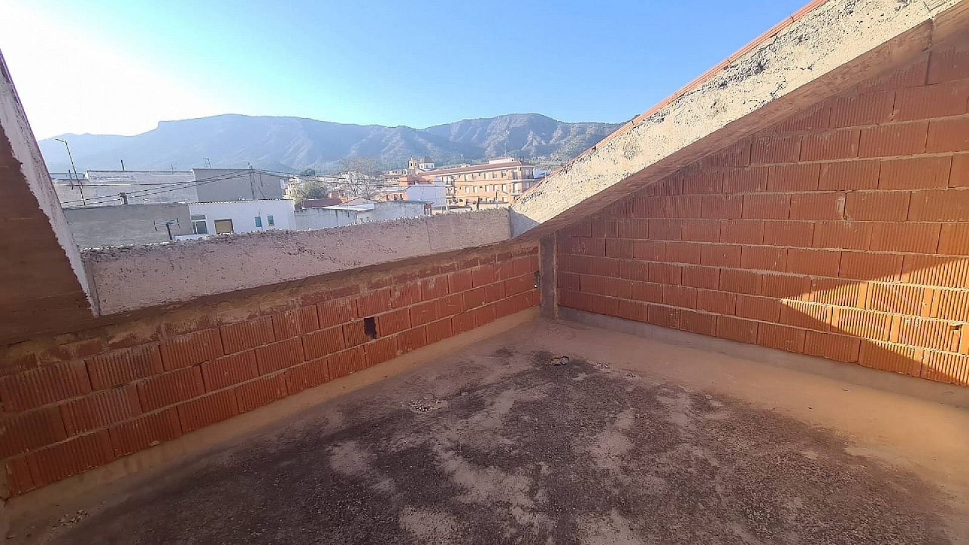 Obra Nueva - Casa de pueblo -
Salinas