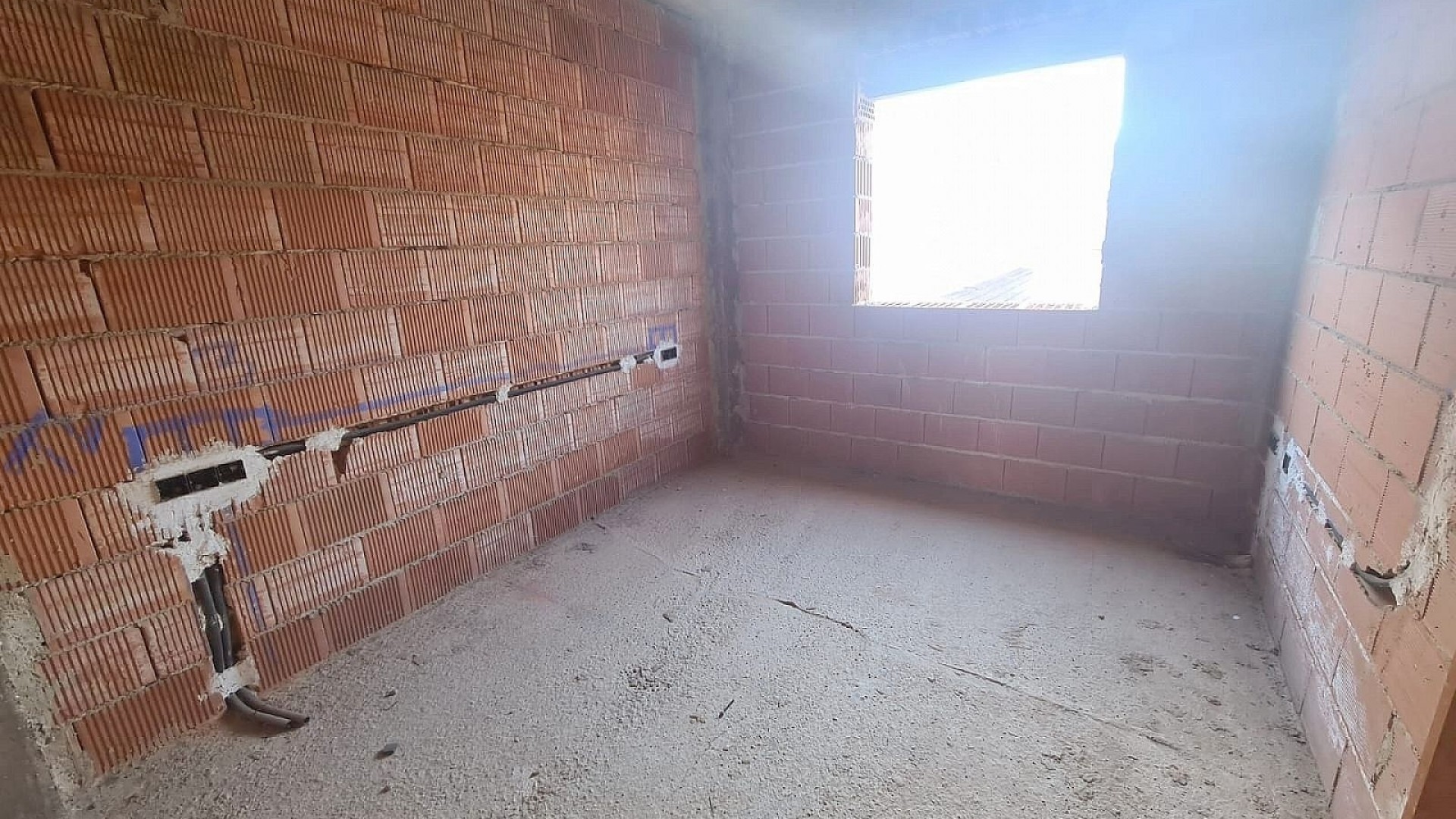 Obra Nueva - Casa de pueblo -
Salinas