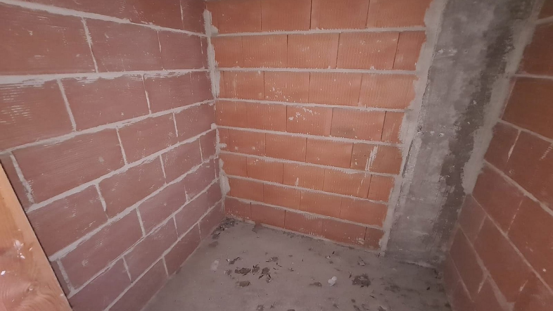 Obra Nueva - Casa de pueblo -
Salinas