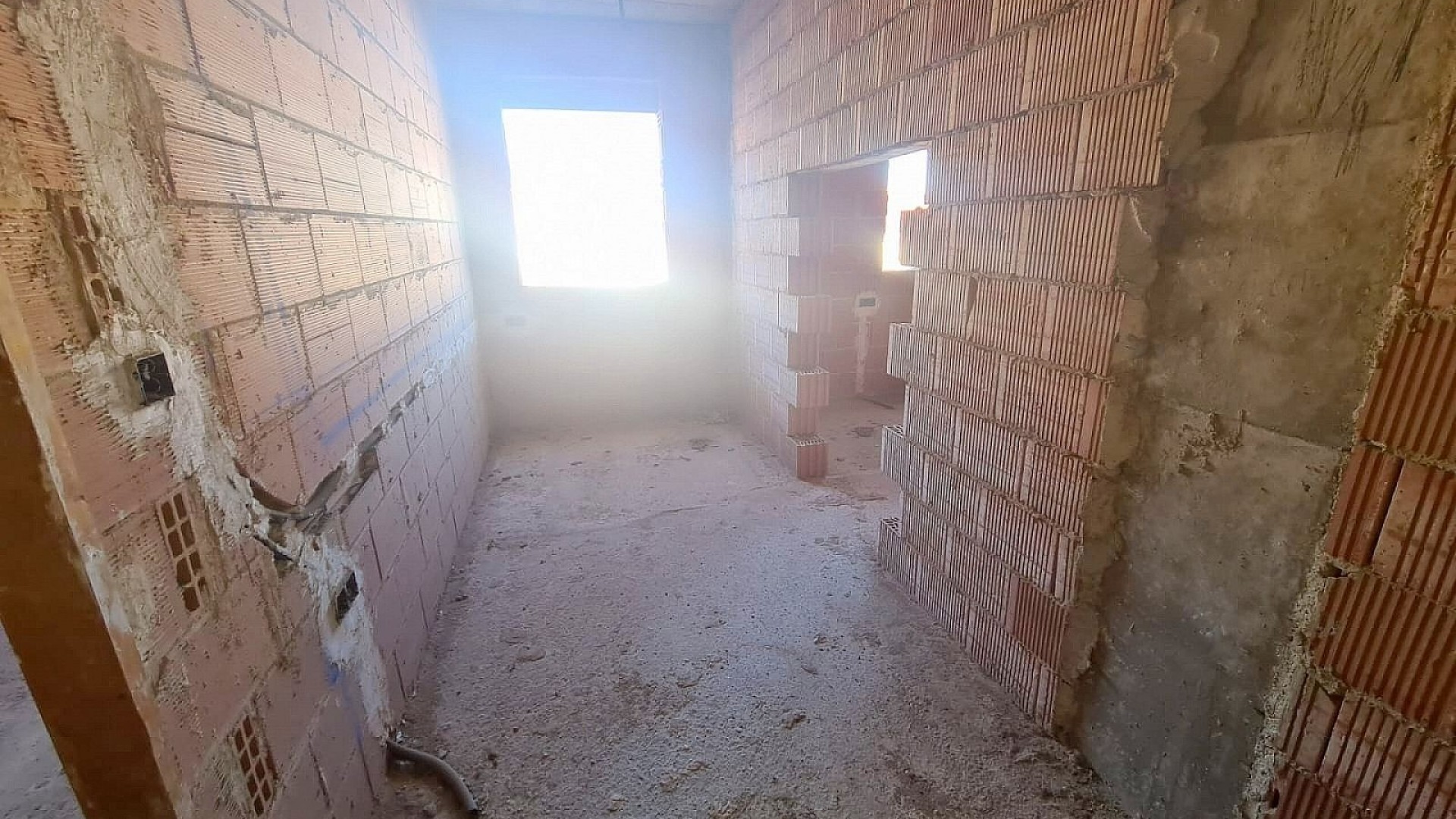 Obra Nueva - Casa de pueblo -
Salinas