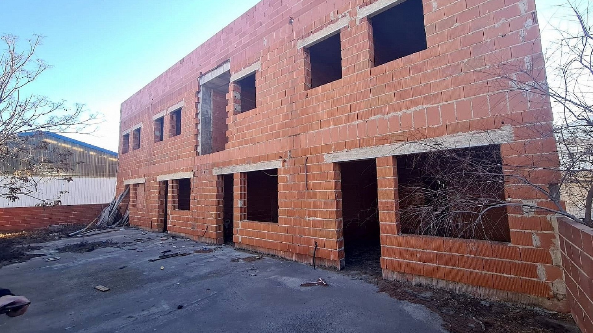 Obra Nueva - Casa de pueblo -
Salinas