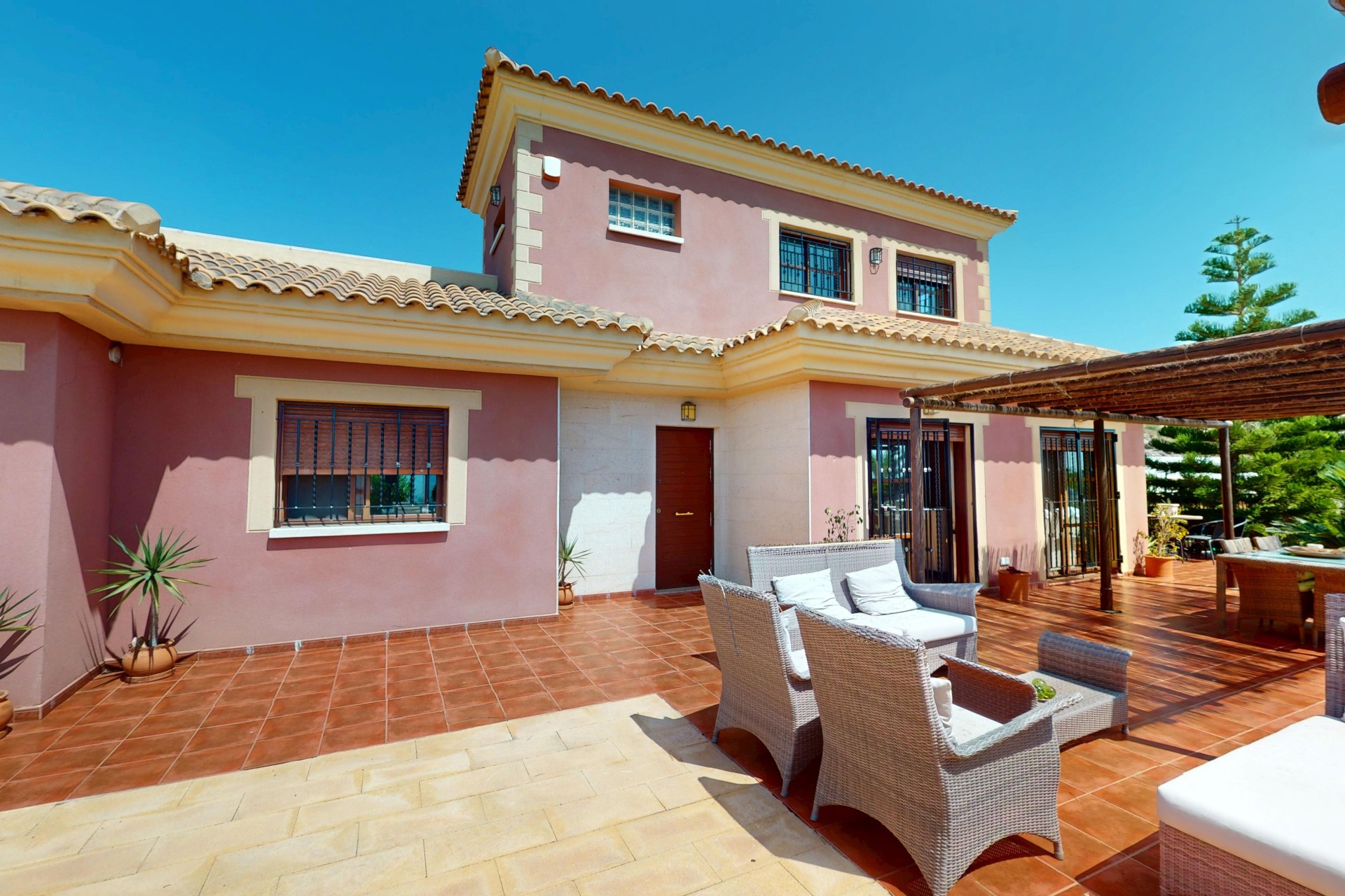 Obra Nueva - Chalet Independiente -
Águilas