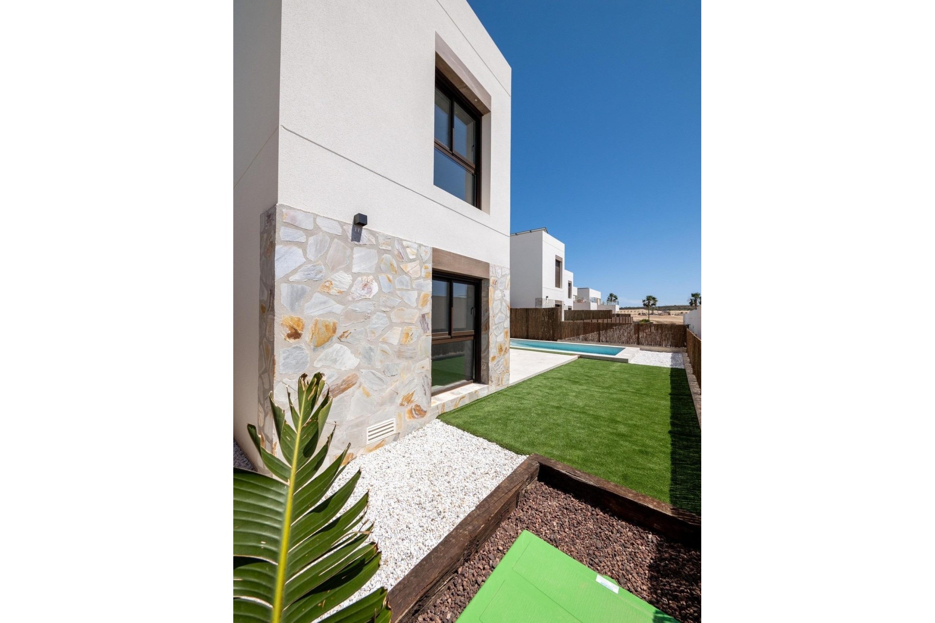 Obra Nueva - Chalet Independiente -
Algorfa - La Finca Golf Resort