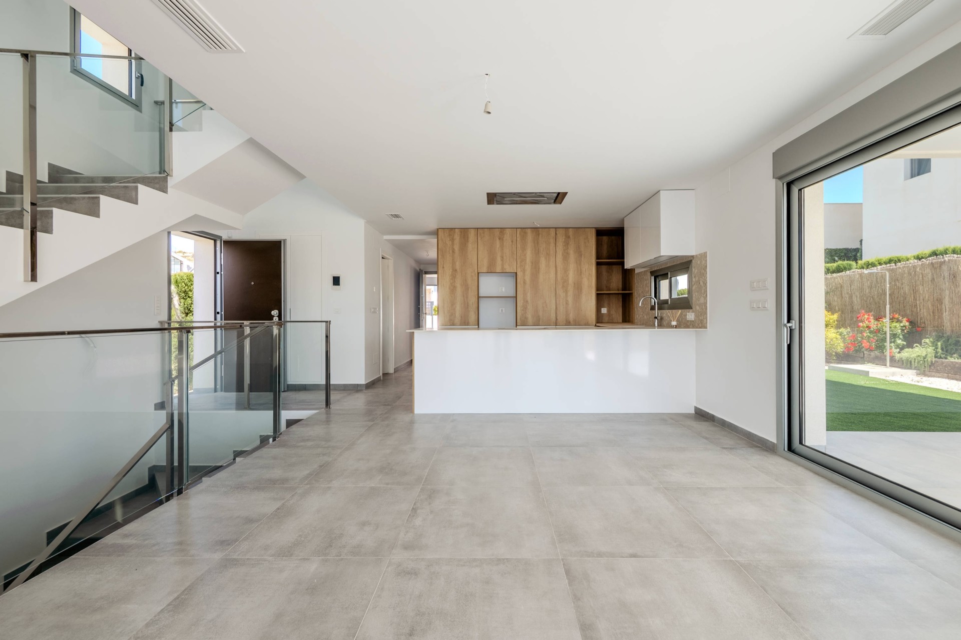 Obra Nueva - Chalet Independiente -
Algorfa