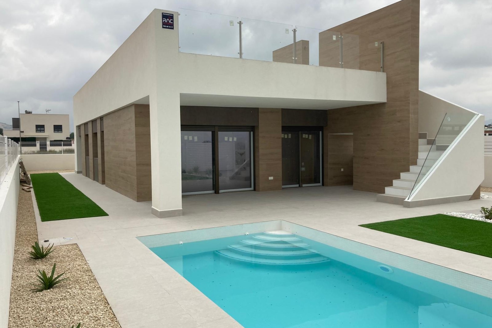 Obra Nueva - Chalet Independiente -
Aspe